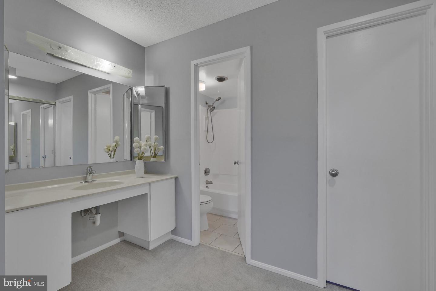 307 YOAKUM PKWY #609, ALEXANDRIA, Virginia 22304, 2 Bedrooms Bedrooms, ,2 BathroomsBathrooms,Residential,For sale,307 YOAKUM PKWY #609,VAAX2052284 MLS # VAAX2052284