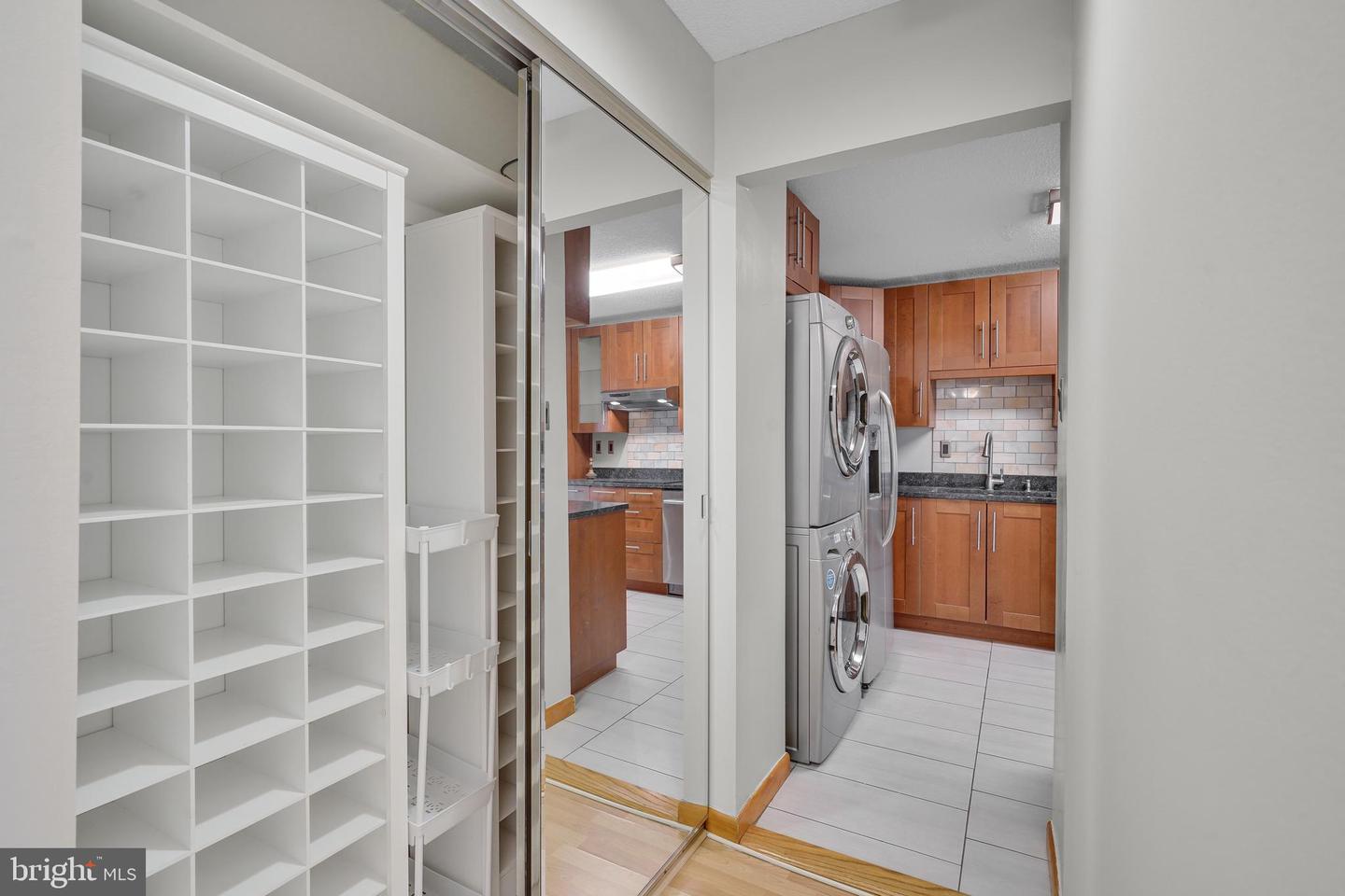 307 YOAKUM PKWY #609, ALEXANDRIA, Virginia 22304, 2 Bedrooms Bedrooms, ,2 BathroomsBathrooms,Residential,For sale,307 YOAKUM PKWY #609,VAAX2052284 MLS # VAAX2052284