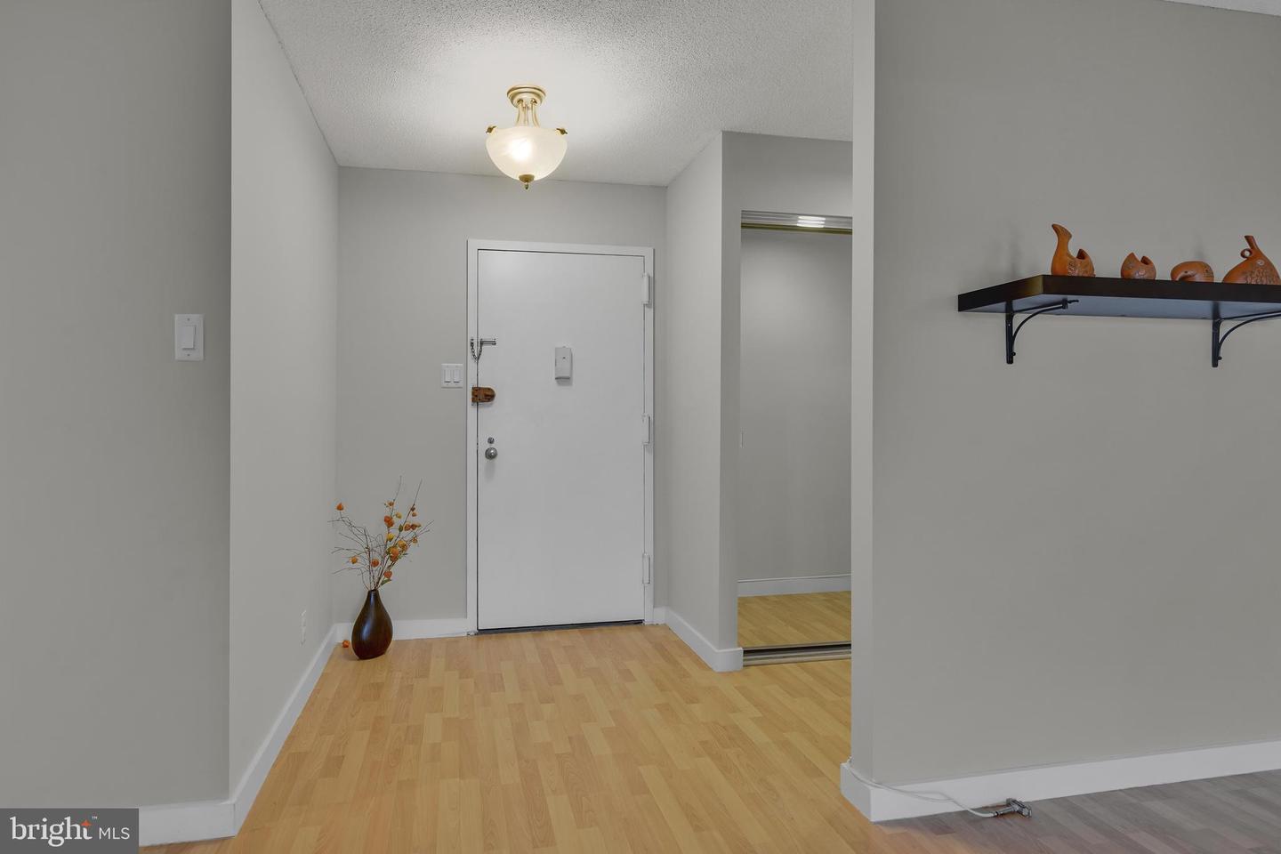 307 YOAKUM PKWY #609, ALEXANDRIA, Virginia 22304, 2 Bedrooms Bedrooms, ,2 BathroomsBathrooms,Residential,For sale,307 YOAKUM PKWY #609,VAAX2052284 MLS # VAAX2052284