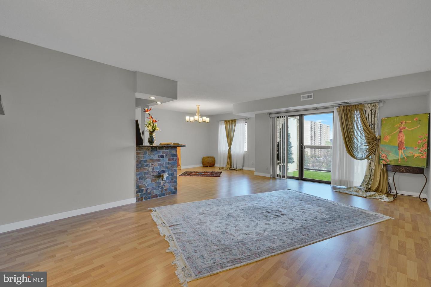 307 YOAKUM PKWY #609, ALEXANDRIA, Virginia 22304, 2 Bedrooms Bedrooms, ,2 BathroomsBathrooms,Residential,For sale,307 YOAKUM PKWY #609,VAAX2052284 MLS # VAAX2052284