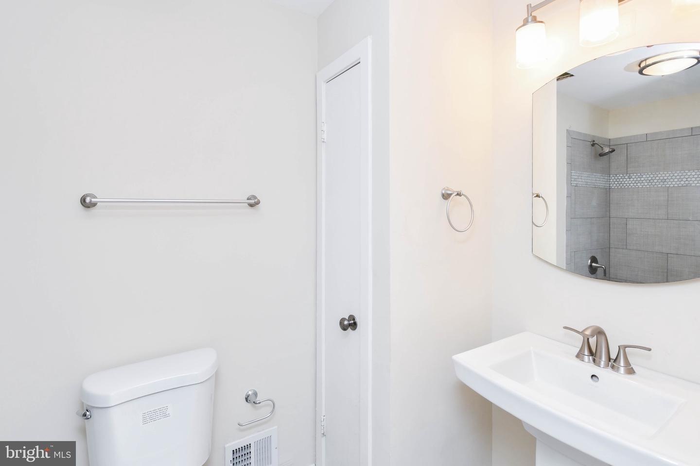 49 HAWTHORNE CT NE, WASHINGTON, District Of Columbia 20017, 2 Bedrooms Bedrooms, ,1 BathroomBathrooms,Residential,For sale,49 HAWTHORNE CT NE,DCDC2234254 MLS # DCDC2234254