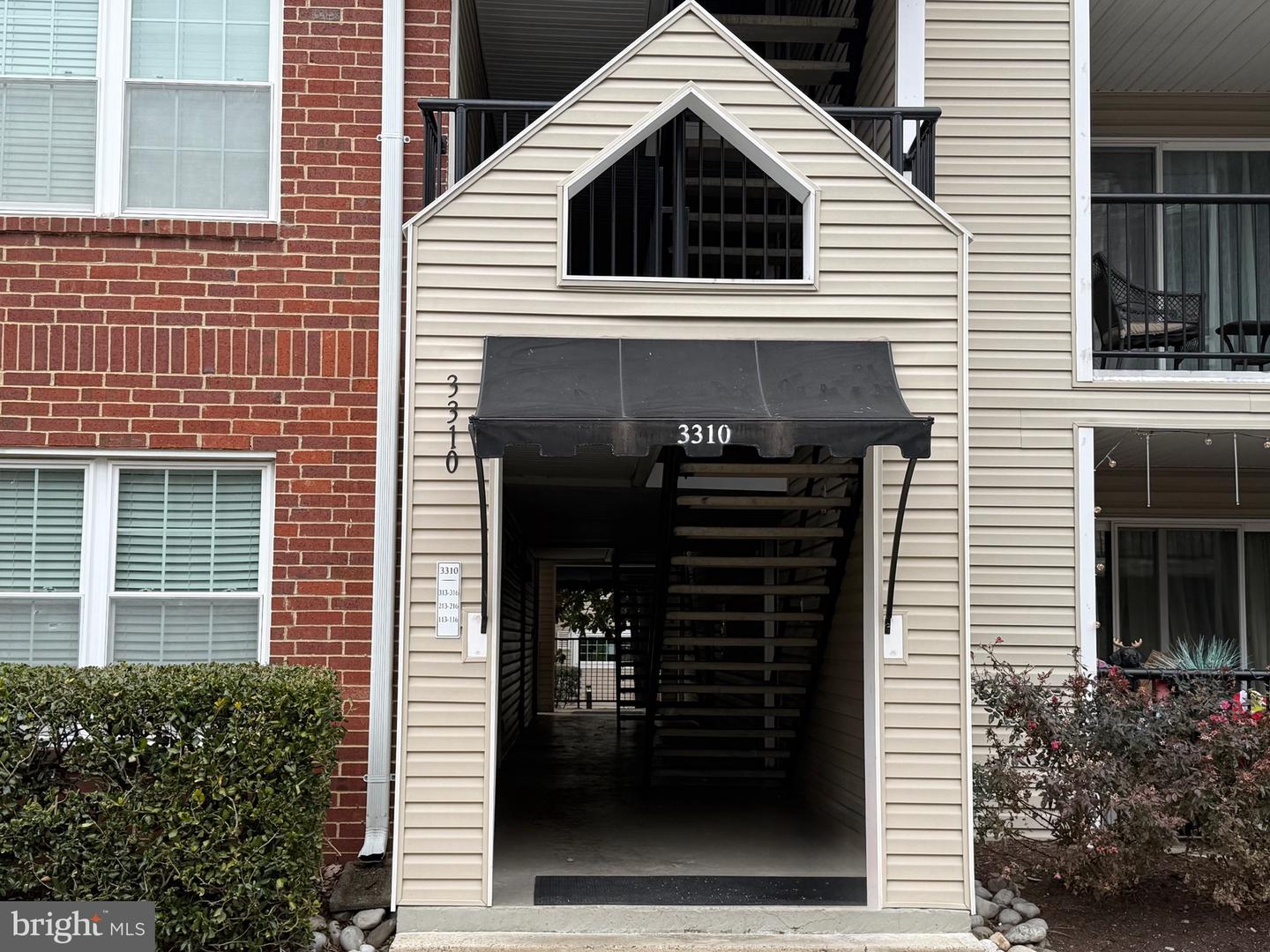 3310 WYNDHAM CIR #215, ALEXANDRIA, Virginia 22302, 2 Bedrooms Bedrooms, ,2 BathroomsBathrooms,Residential,For sale,3310 WYNDHAM CIR #215,VAAX2052248 MLS # VAAX2052248 3310 WYNDHAM CIR #215, ALEXANDRIA, Virginia 22302, 2 Bedrooms Bedrooms, ,2 BathroomsBathrooms,Residential,For sale,3310 WYNDHAM CIR #215,VAAX2052248 MLS # VAAX2052248