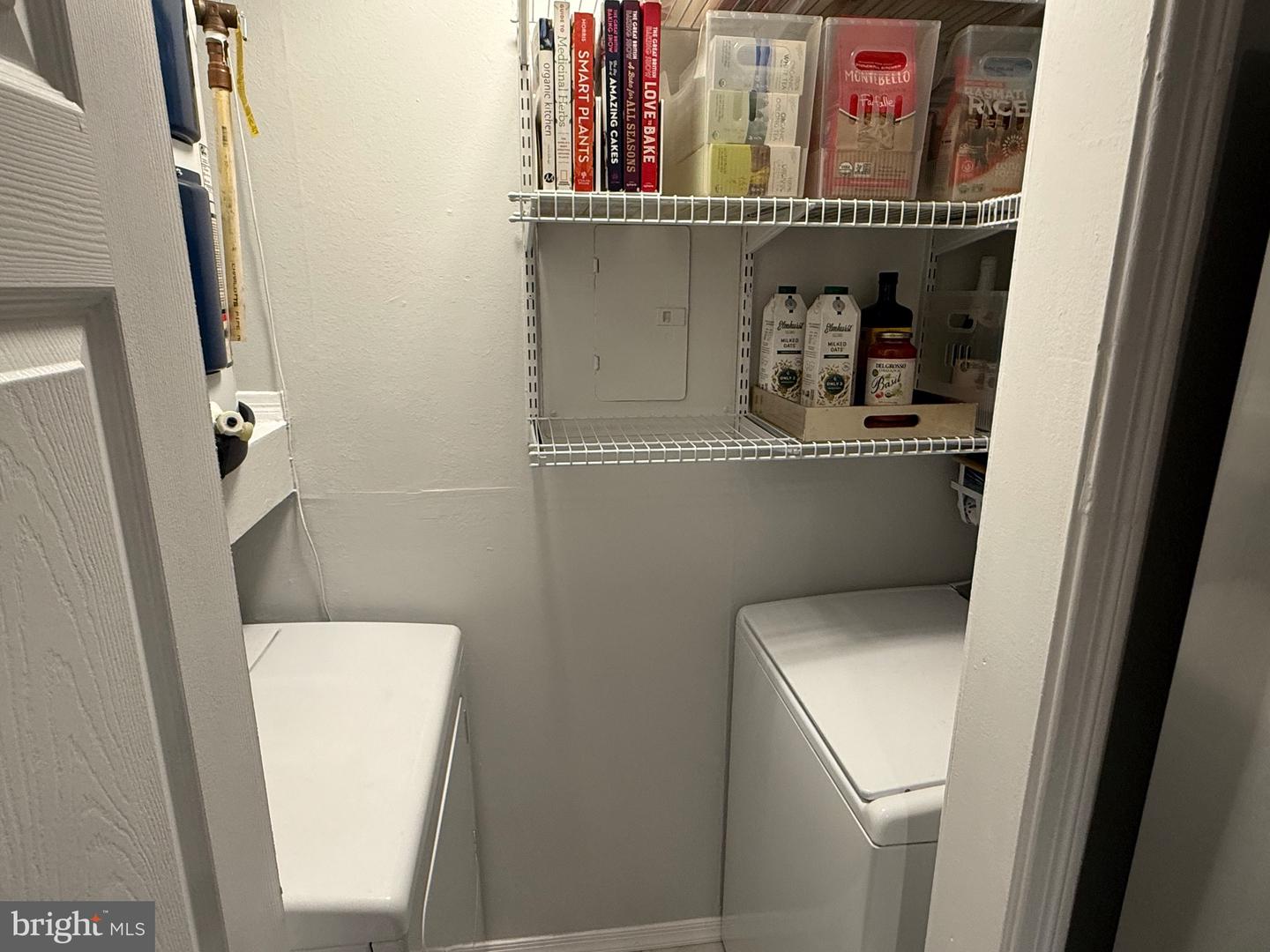 3310 WYNDHAM CIR #215, ALEXANDRIA, Virginia 22302, 2 Bedrooms Bedrooms, ,2 BathroomsBathrooms,Residential,For sale,3310 WYNDHAM CIR #215,VAAX2052248 MLS # VAAX2052248 3310 WYNDHAM CIR #215, ALEXANDRIA, Virginia 22302, 2 Bedrooms Bedrooms, ,2 BathroomsBathrooms,Residential,For sale,3310 WYNDHAM CIR #215,VAAX2052248 MLS # VAAX2052248