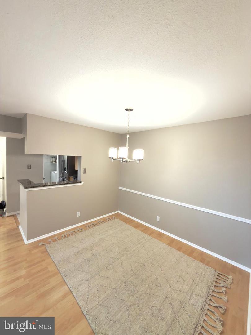 3310 WYNDHAM CIR #215, ALEXANDRIA, Virginia 22302, 2 Bedrooms Bedrooms, ,2 BathroomsBathrooms,Residential,For sale,3310 WYNDHAM CIR #215,VAAX2052248 MLS # VAAX2052248 3310 WYNDHAM CIR #215, ALEXANDRIA, Virginia 22302, 2 Bedrooms Bedrooms, ,2 BathroomsBathrooms,Residential,For sale,3310 WYNDHAM CIR #215,VAAX2052248 MLS # VAAX2052248