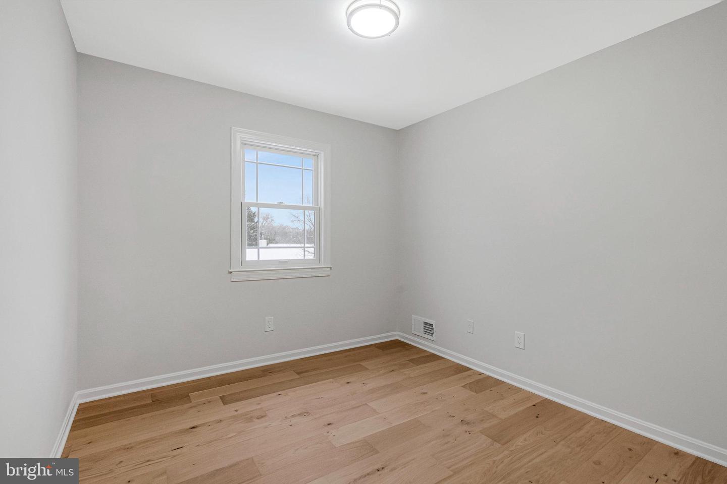 1828 SAINT ROMAN DR, VIENNA, Virginia 22182, 4 Bedrooms Bedrooms, ,3 BathroomsBathrooms,Residential,For sale,1828 SAINT ROMAN DR,VAFX2281742 MLS # VAFX2281742 1828 SAINT ROMAN DR, VIENNA, Virginia 22182, 4 Bedrooms Bedrooms, ,3 BathroomsBathrooms,Residential,For sale,1828 SAINT ROMAN DR,VAFX2281742 MLS # VAFX2281742