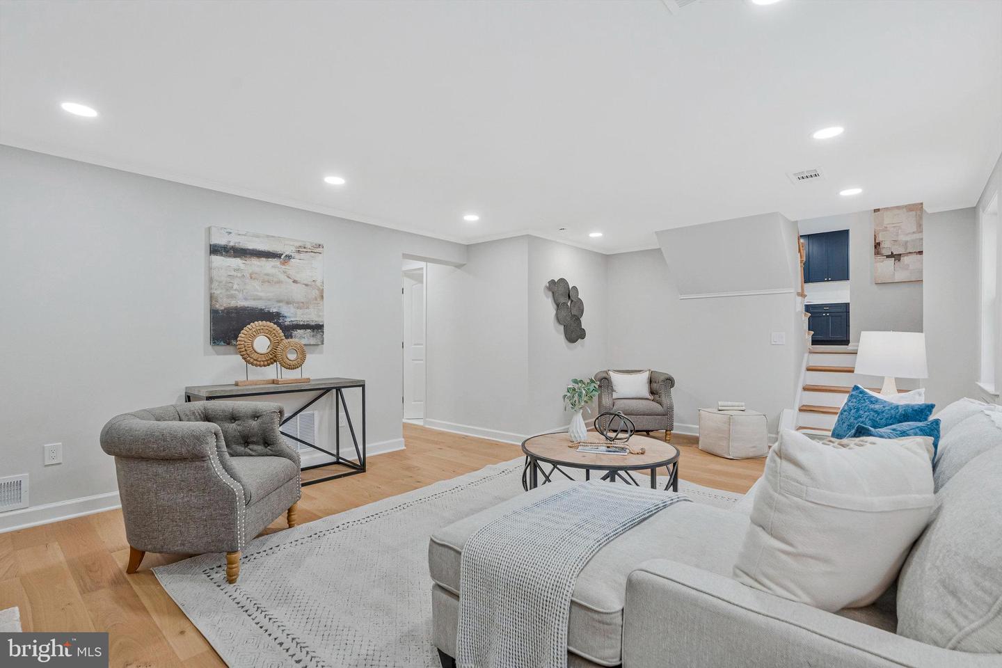 1828 SAINT ROMAN DR, VIENNA, Virginia 22182, 4 Bedrooms Bedrooms, ,3 BathroomsBathrooms,Residential,For sale,1828 SAINT ROMAN DR,VAFX2281742 MLS # VAFX2281742 1828 SAINT ROMAN DR, VIENNA, Virginia 22182, 4 Bedrooms Bedrooms, ,3 BathroomsBathrooms,Residential,For sale,1828 SAINT ROMAN DR,VAFX2281742 MLS # VAFX2281742