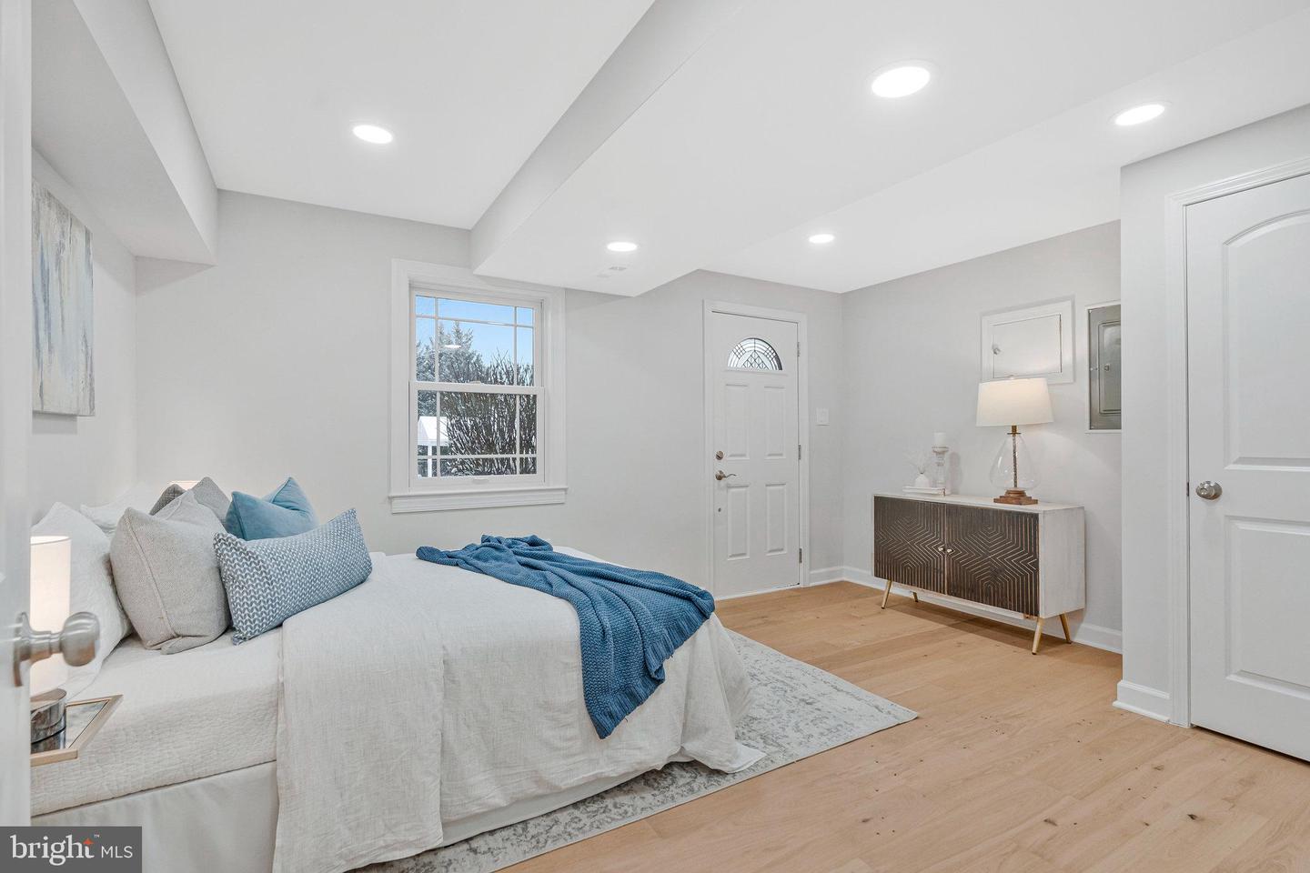 1828 SAINT ROMAN DR, VIENNA, Virginia 22182, 4 Bedrooms Bedrooms, ,3 BathroomsBathrooms,Residential,For sale,1828 SAINT ROMAN DR,VAFX2281742 MLS # VAFX2281742 1828 SAINT ROMAN DR, VIENNA, Virginia 22182, 4 Bedrooms Bedrooms, ,3 BathroomsBathrooms,Residential,For sale,1828 SAINT ROMAN DR,VAFX2281742 MLS # VAFX2281742