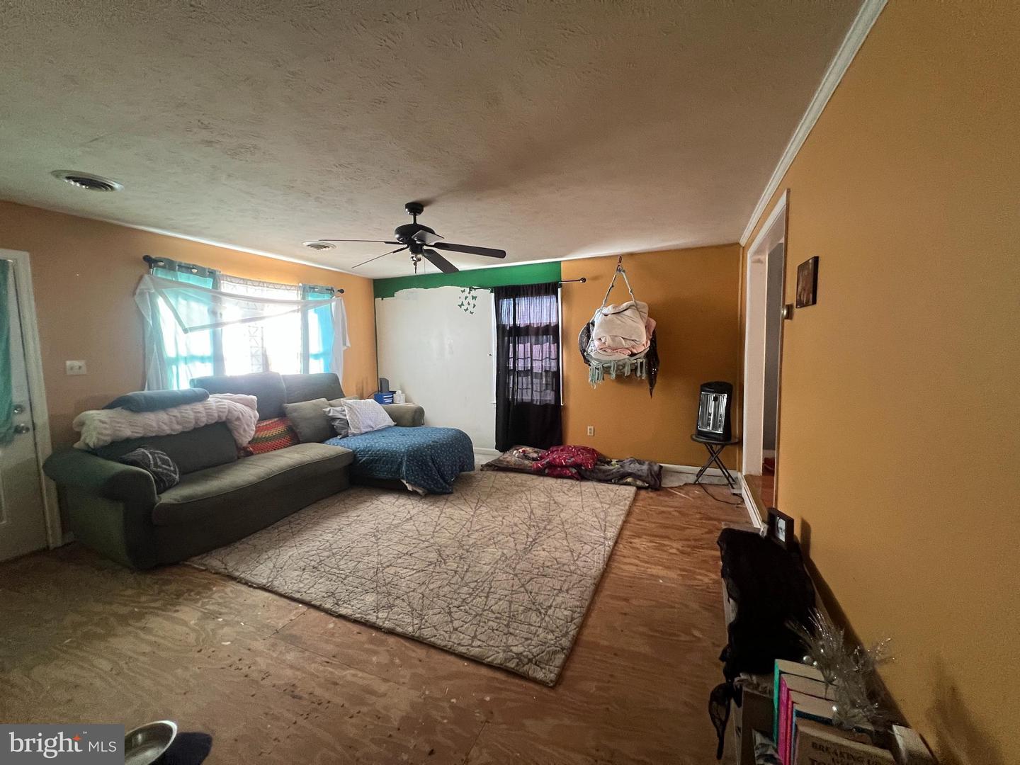 4493 STONEWALL JACKSON HWY, BENTONVILLE, Virginia 22610, 3 Bedrooms Bedrooms, ,1 BathroomBathrooms,Residential,For sale,4493 STONEWALL JACKSON HWY,VAWR2012928 MLS # VAWR2012928