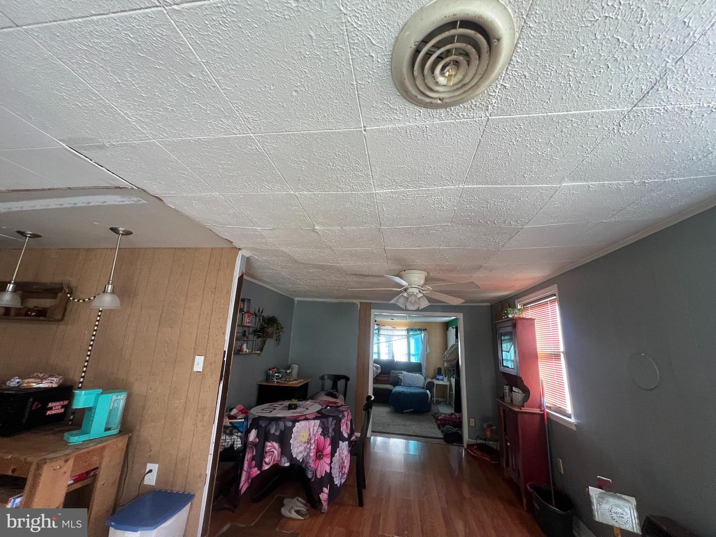 4493 STONEWALL JACKSON HWY, BENTONVILLE, Virginia 22610, 3 Bedrooms Bedrooms, ,1 BathroomBathrooms,Residential,For sale,4493 STONEWALL JACKSON HWY,VAWR2012928 MLS # VAWR2012928