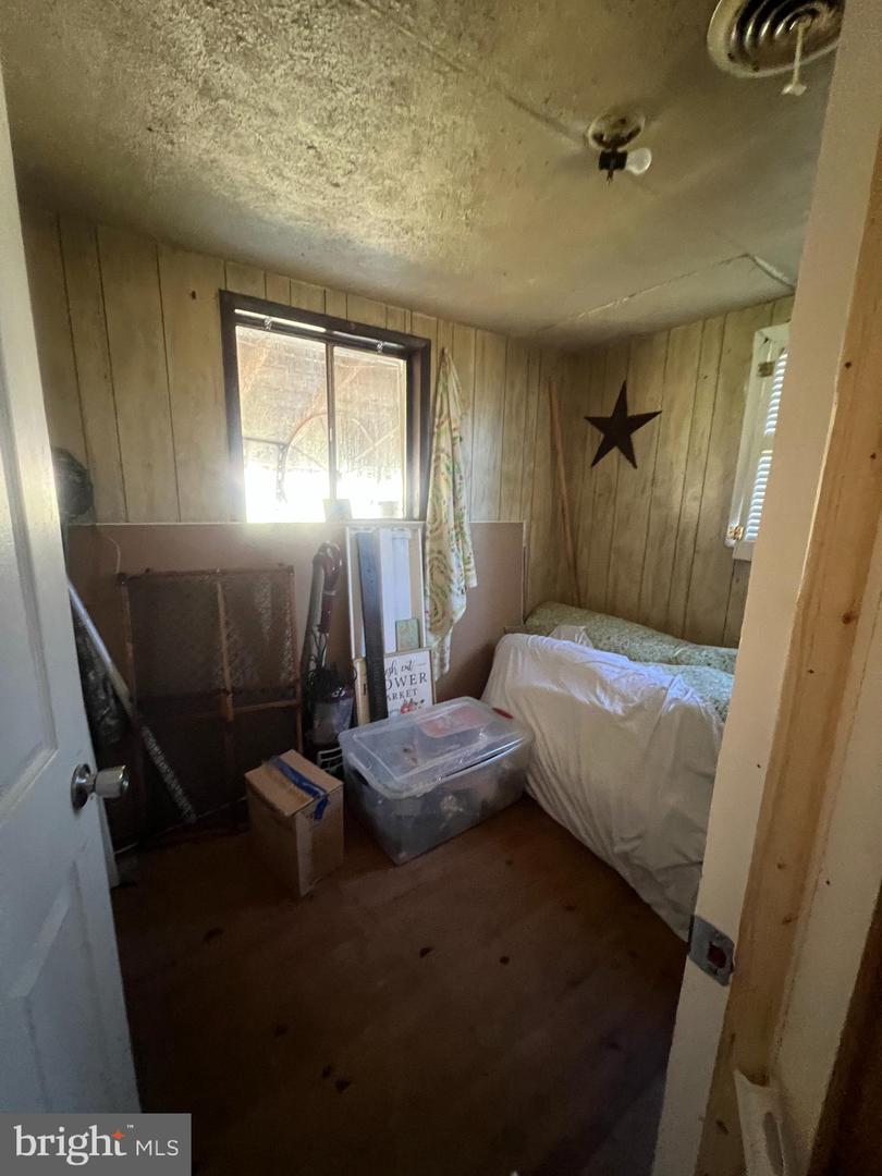 4493 STONEWALL JACKSON HWY, BENTONVILLE, Virginia 22610, 3 Bedrooms Bedrooms, ,1 BathroomBathrooms,Residential,For sale,4493 STONEWALL JACKSON HWY,VAWR2012928 MLS # VAWR2012928