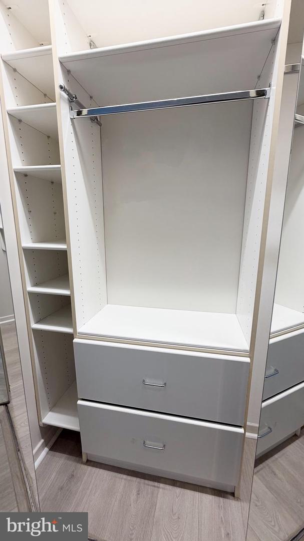 1530 KEY BLVD #1321, ARLINGTON, Virginia 22209, 2 Bedrooms Bedrooms, ,2 BathroomsBathrooms,Residential,For sale,1530 KEY BLVD #1321,VAAR2066680 MLS # VAAR2066680 1530 KEY BLVD #1321, ARLINGTON, Virginia 22209, 2 Bedrooms Bedrooms, ,2 BathroomsBathrooms,Residential,For sale,1530 KEY BLVD #1321,VAAR2066680 MLS # VAAR2066680