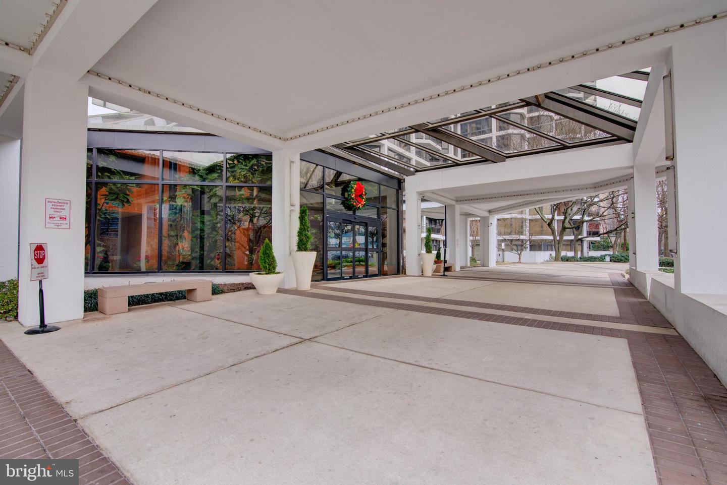 1530 KEY BLVD #1321, ARLINGTON, Virginia 22209, 2 Bedrooms Bedrooms, ,2 BathroomsBathrooms,Residential,For sale,1530 KEY BLVD #1321,VAAR2066680 MLS # VAAR2066680 1530 KEY BLVD #1321, ARLINGTON, Virginia 22209, 2 Bedrooms Bedrooms, ,2 BathroomsBathrooms,Residential,For sale,1530 KEY BLVD #1321,VAAR2066680 MLS # VAAR2066680