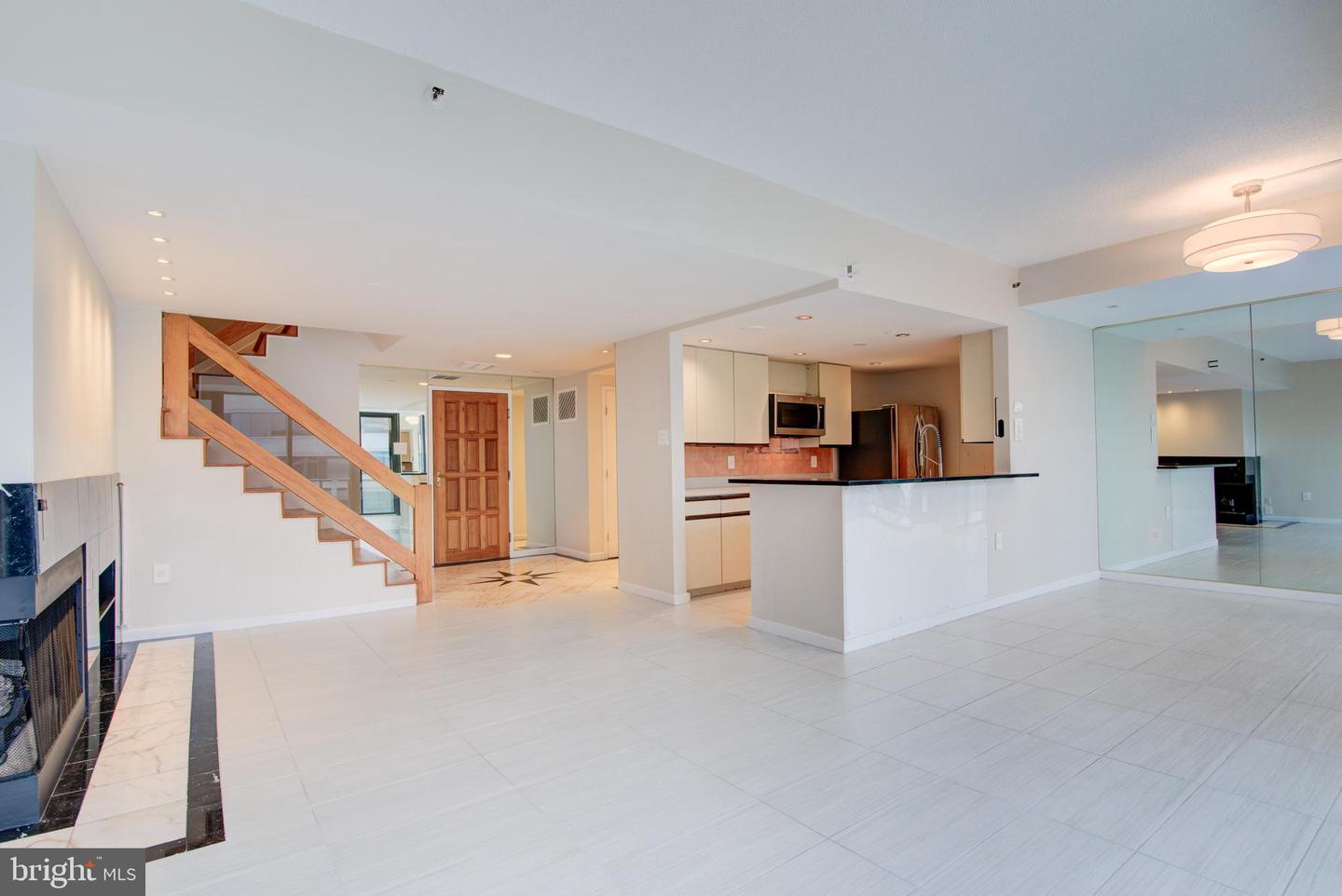 1530 KEY BLVD #1321, ARLINGTON, Virginia 22209, 2 Bedrooms Bedrooms, ,2 BathroomsBathrooms,Residential,For sale,1530 KEY BLVD #1321,VAAR2066680 MLS # VAAR2066680 1530 KEY BLVD #1321, ARLINGTON, Virginia 22209, 2 Bedrooms Bedrooms, ,2 BathroomsBathrooms,Residential,For sale,1530 KEY BLVD #1321,VAAR2066680 MLS # VAAR2066680