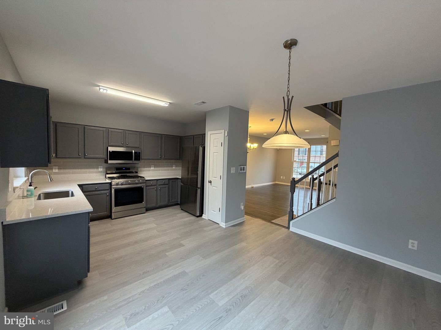 9053 TWO BAYS RD, LORTON, Virginia 22079, 4 Bedrooms Bedrooms, ,3 BathroomsBathrooms,Residential,For sale,9053 TWO BAYS RD,VAFX2281898 MLS # VAFX2281898