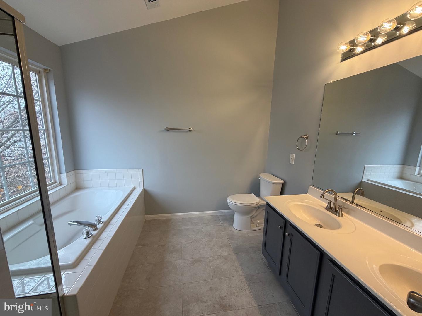 9053 TWO BAYS RD, LORTON, Virginia 22079, 4 Bedrooms Bedrooms, ,3 BathroomsBathrooms,Residential,For sale,9053 TWO BAYS RD,VAFX2281898 MLS # VAFX2281898