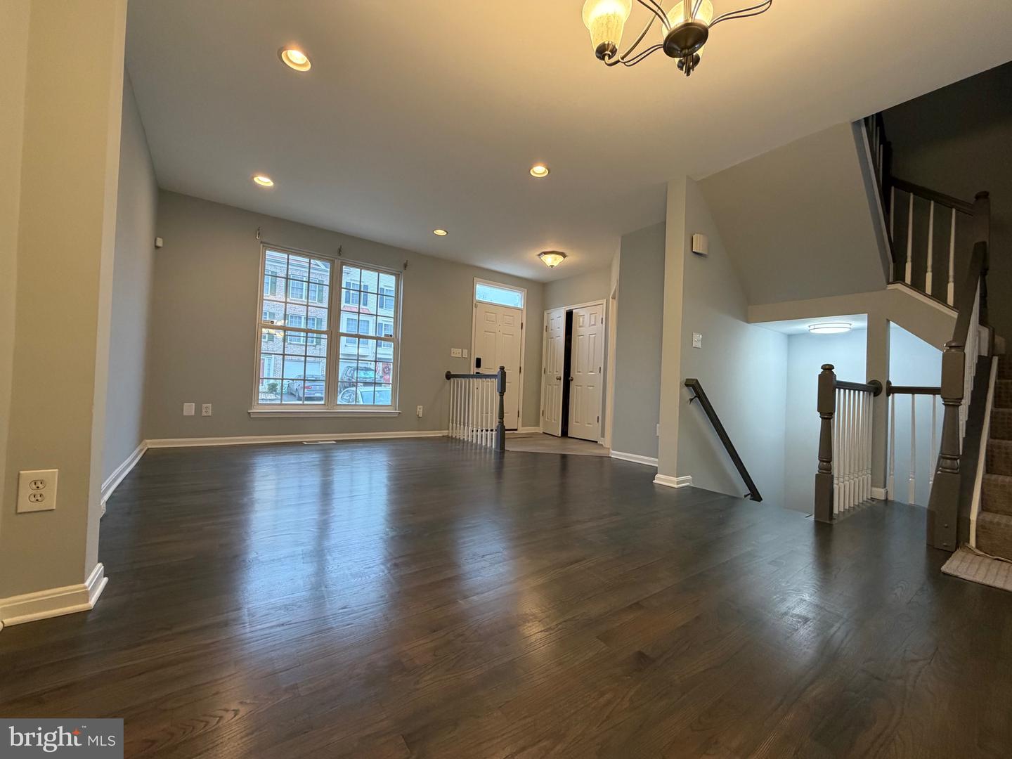 9053 TWO BAYS RD, LORTON, Virginia 22079, 4 Bedrooms Bedrooms, ,3 BathroomsBathrooms,Residential,For sale,9053 TWO BAYS RD,VAFX2281898 MLS # VAFX2281898