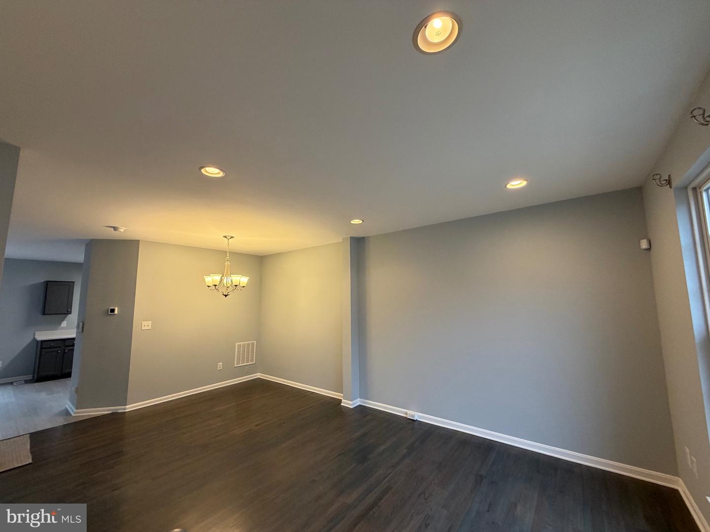 9053 TWO BAYS RD, LORTON, Virginia 22079, 4 Bedrooms Bedrooms, ,3 BathroomsBathrooms,Residential,For sale,9053 TWO BAYS RD,VAFX2281898 MLS # VAFX2281898