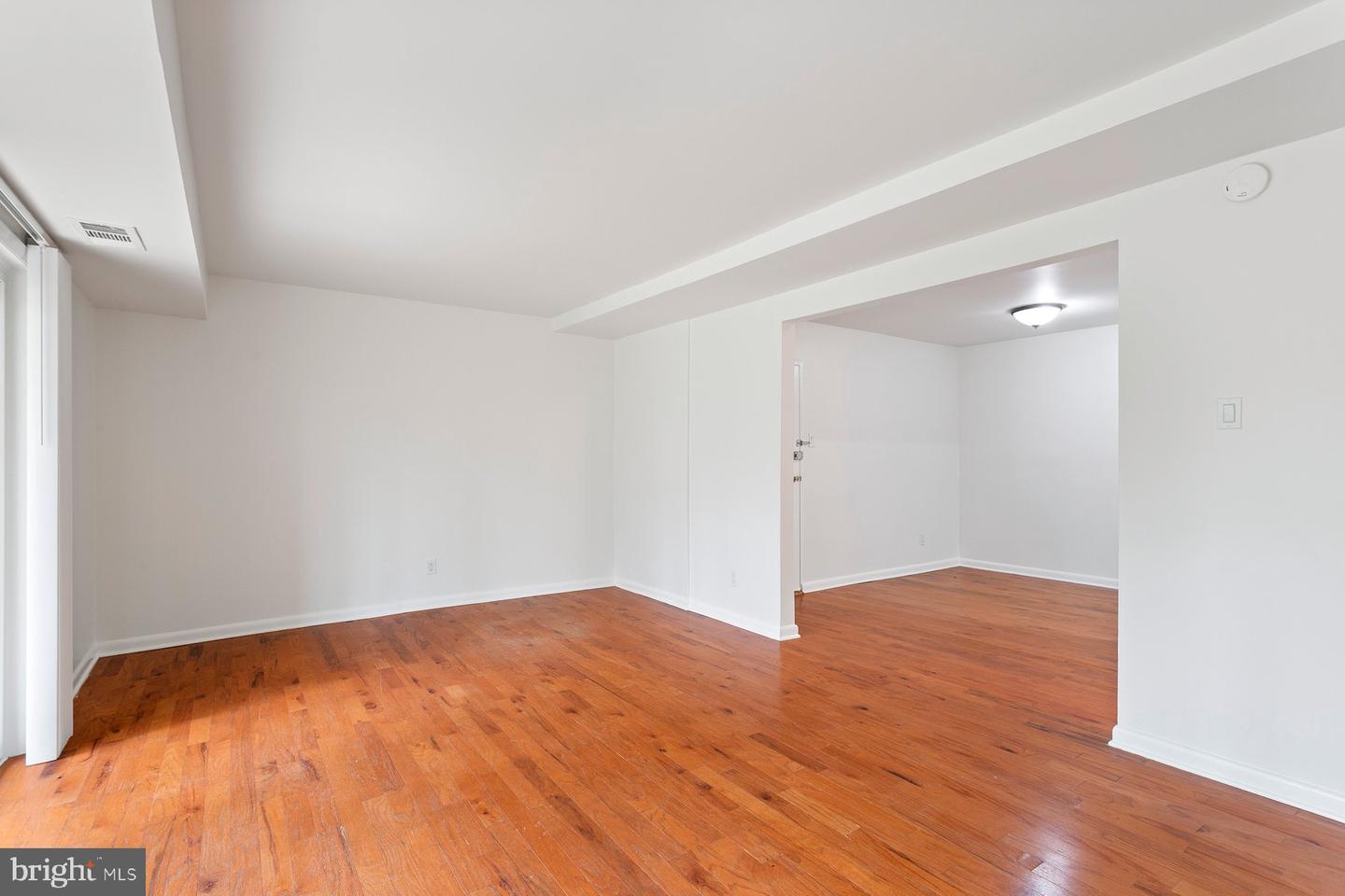 11611 VANTAGE HILL RD #1A, RESTON, Virginia 20190, 1 Bedroom Bedrooms, ,1 BathroomBathrooms,Residential,For sale,11611 VANTAGE HILL RD #1A,VAFX2281970 MLS # VAFX2281970 11611 VANTAGE HILL RD #1A, RESTON, Virginia 20190, 1 Bedroom Bedrooms, ,1 BathroomBathrooms,Residential,For sale,11611 VANTAGE HILL RD #1A,VAFX2281970 MLS # VAFX2281970