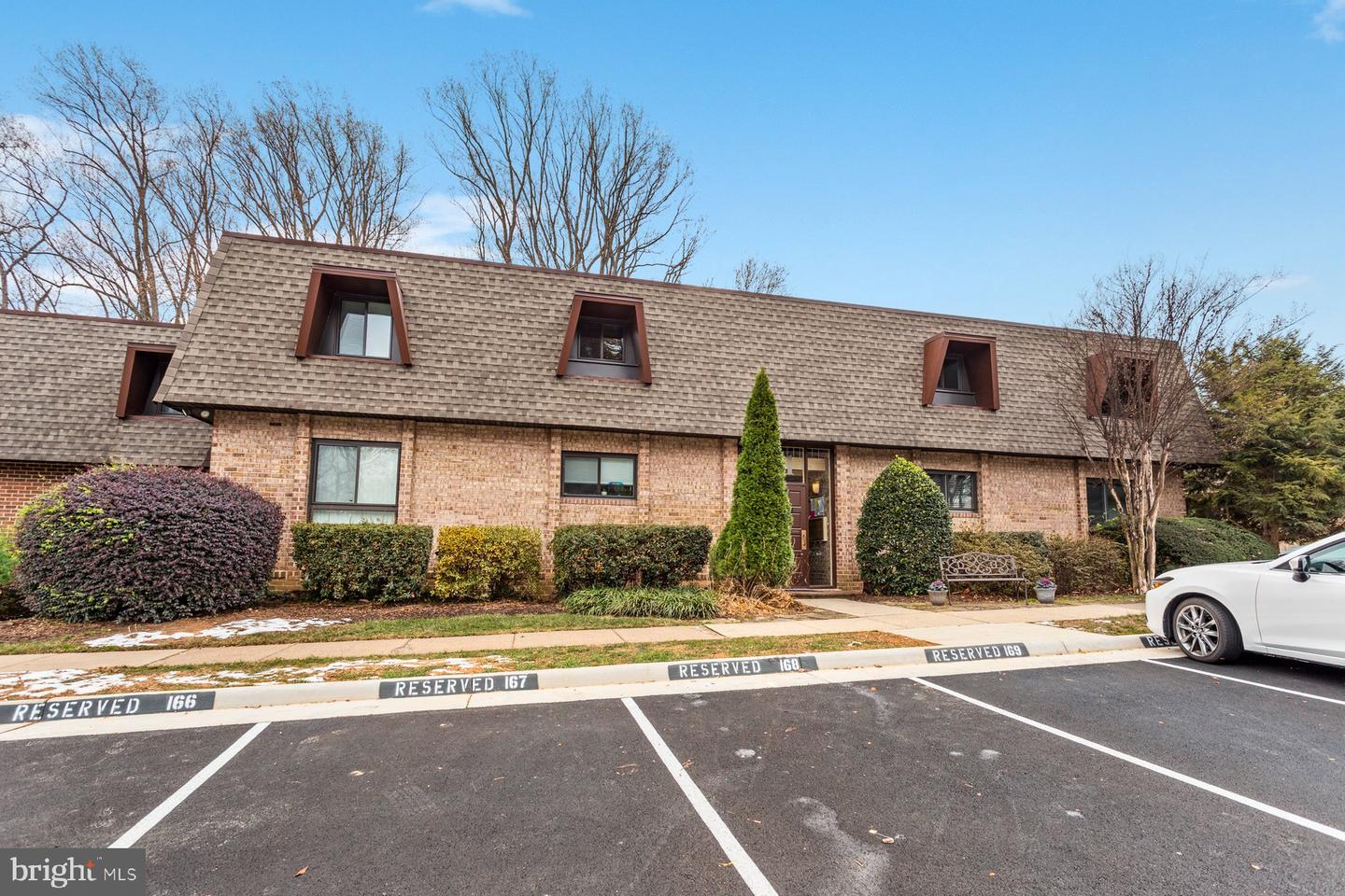11611 VANTAGE HILL RD #1A, RESTON, Virginia 20190, 1 Bedroom Bedrooms, ,1 BathroomBathrooms,Residential,For sale,11611 VANTAGE HILL RD #1A,VAFX2281970 MLS # VAFX2281970 11611 VANTAGE HILL RD #1A, RESTON, Virginia 20190, 1 Bedroom Bedrooms, ,1 BathroomBathrooms,Residential,For sale,11611 VANTAGE HILL RD #1A,VAFX2281970 MLS # VAFX2281970