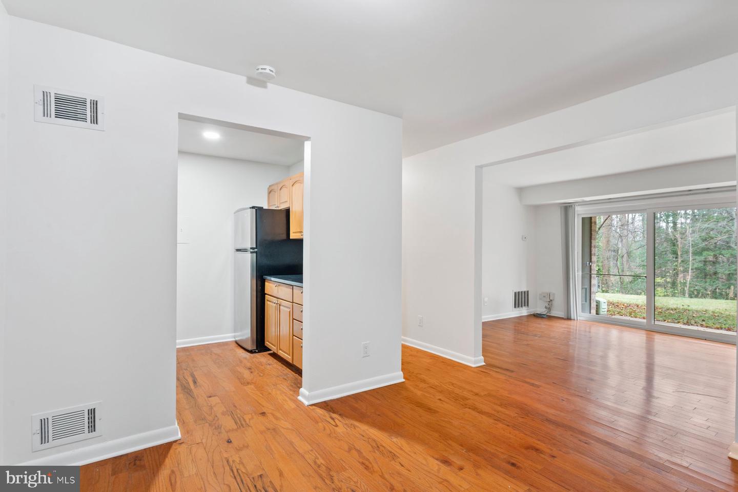 11611 VANTAGE HILL RD #1A, RESTON, Virginia 20190, 1 Bedroom Bedrooms, ,1 BathroomBathrooms,Residential,For sale,11611 VANTAGE HILL RD #1A,VAFX2281970 MLS # VAFX2281970 11611 VANTAGE HILL RD #1A, RESTON, Virginia 20190, 1 Bedroom Bedrooms, ,1 BathroomBathrooms,Residential,For sale,11611 VANTAGE HILL RD #1A,VAFX2281970 MLS # VAFX2281970