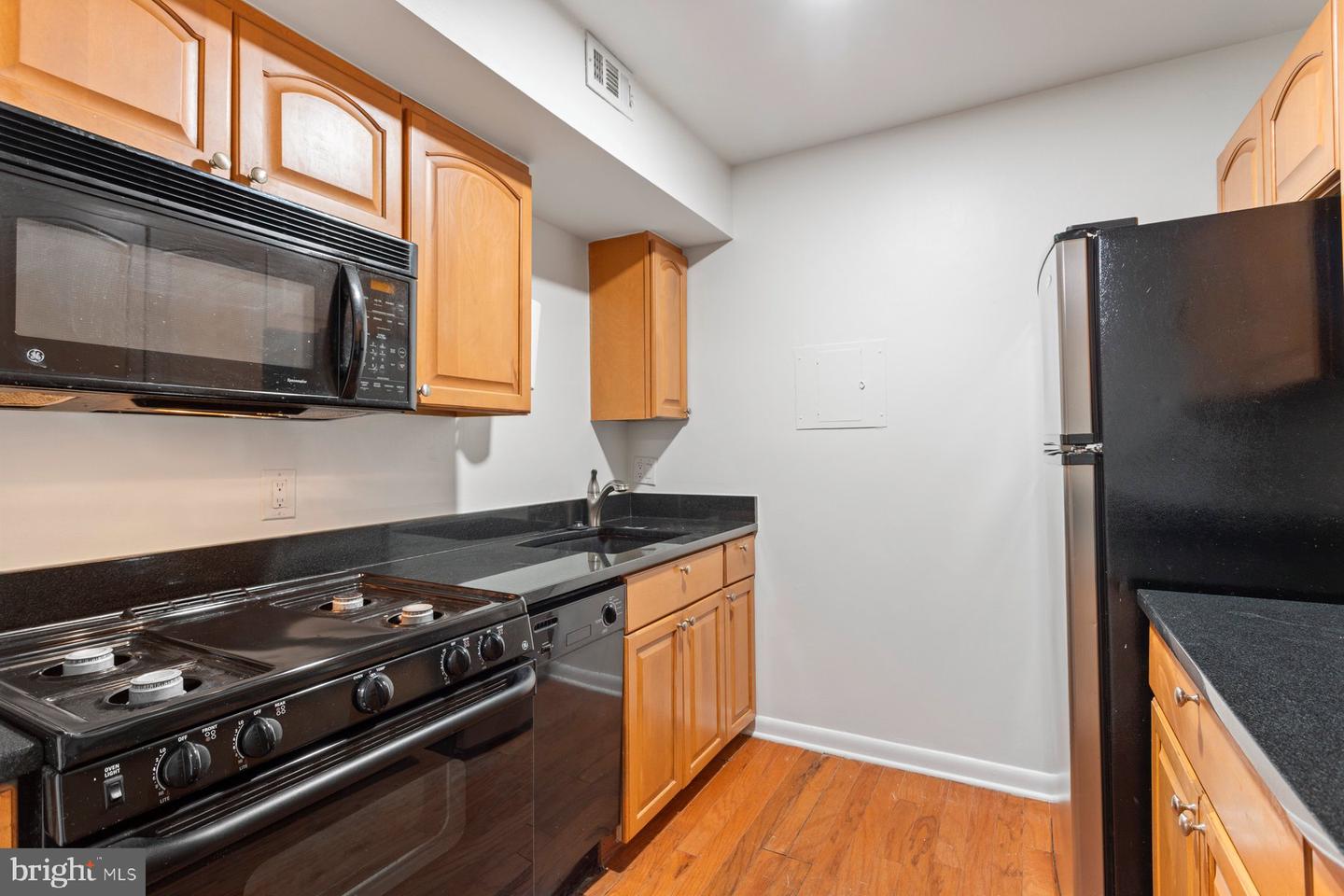 11611 VANTAGE HILL RD #1A, RESTON, Virginia 20190, 1 Bedroom Bedrooms, ,1 BathroomBathrooms,Residential,For sale,11611 VANTAGE HILL RD #1A,VAFX2281970 MLS # VAFX2281970 11611 VANTAGE HILL RD #1A, RESTON, Virginia 20190, 1 Bedroom Bedrooms, ,1 BathroomBathrooms,Residential,For sale,11611 VANTAGE HILL RD #1A,VAFX2281970 MLS # VAFX2281970