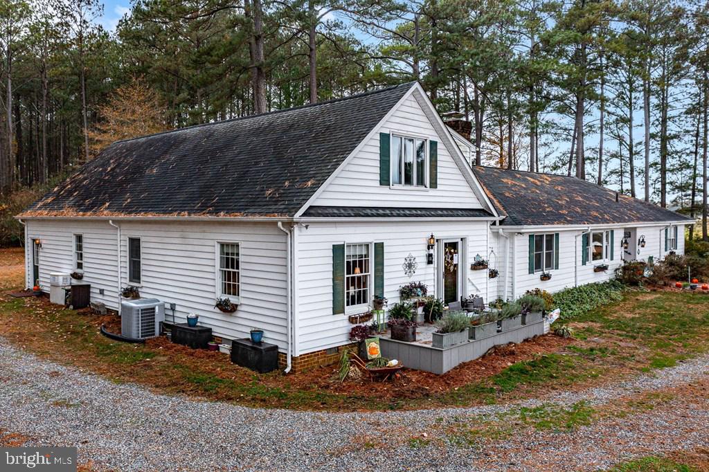 405 COURTNEY LN, CALLAO, Virginia 22435, 4 Bedrooms Bedrooms, ,4 BathroomsBathrooms,Residential,For sale,405 COURTNEY LN,VANV2001828 MLS # VANV2001828 405 COURTNEY LN, CALLAO, Virginia 22435, 4 Bedrooms Bedrooms, ,4 BathroomsBathrooms,Residential,For sale,405 COURTNEY LN,VANV2001828 MLS # VANV2001828