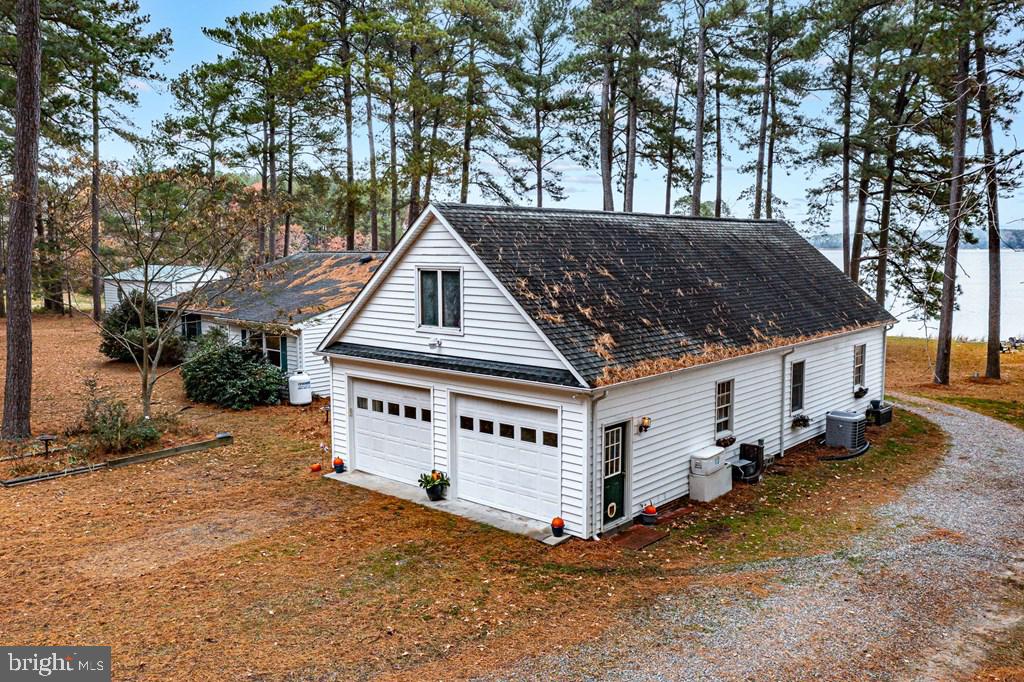 405 COURTNEY LN, CALLAO, Virginia 22435, 4 Bedrooms Bedrooms, ,4 BathroomsBathrooms,Residential,For sale,405 COURTNEY LN,VANV2001828 MLS # VANV2001828 405 COURTNEY LN, CALLAO, Virginia 22435, 4 Bedrooms Bedrooms, ,4 BathroomsBathrooms,Residential,For sale,405 COURTNEY LN,VANV2001828 MLS # VANV2001828
