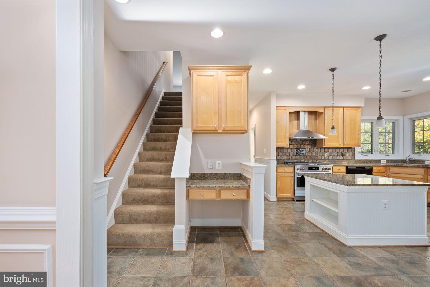 231 KIMBERWICK LN, STAFFORD, Virginia 22556, 6 Bedrooms Bedrooms, ,4 BathroomsBathrooms,Residential,For sale,231 KIMBERWICK LN,VAST2044632 MLS # VAST2044632