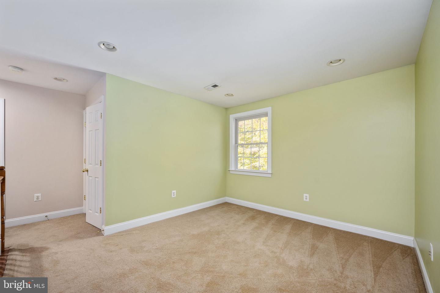 231 KIMBERWICK LN, STAFFORD, Virginia 22556, 6 Bedrooms Bedrooms, ,4 BathroomsBathrooms,Residential,For sale,231 KIMBERWICK LN,VAST2044632 MLS # VAST2044632