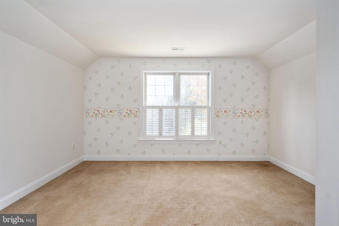 231 KIMBERWICK LN, STAFFORD, Virginia 22556, 6 Bedrooms Bedrooms, ,4 BathroomsBathrooms,Residential,For sale,231 KIMBERWICK LN,VAST2044632 MLS # VAST2044632