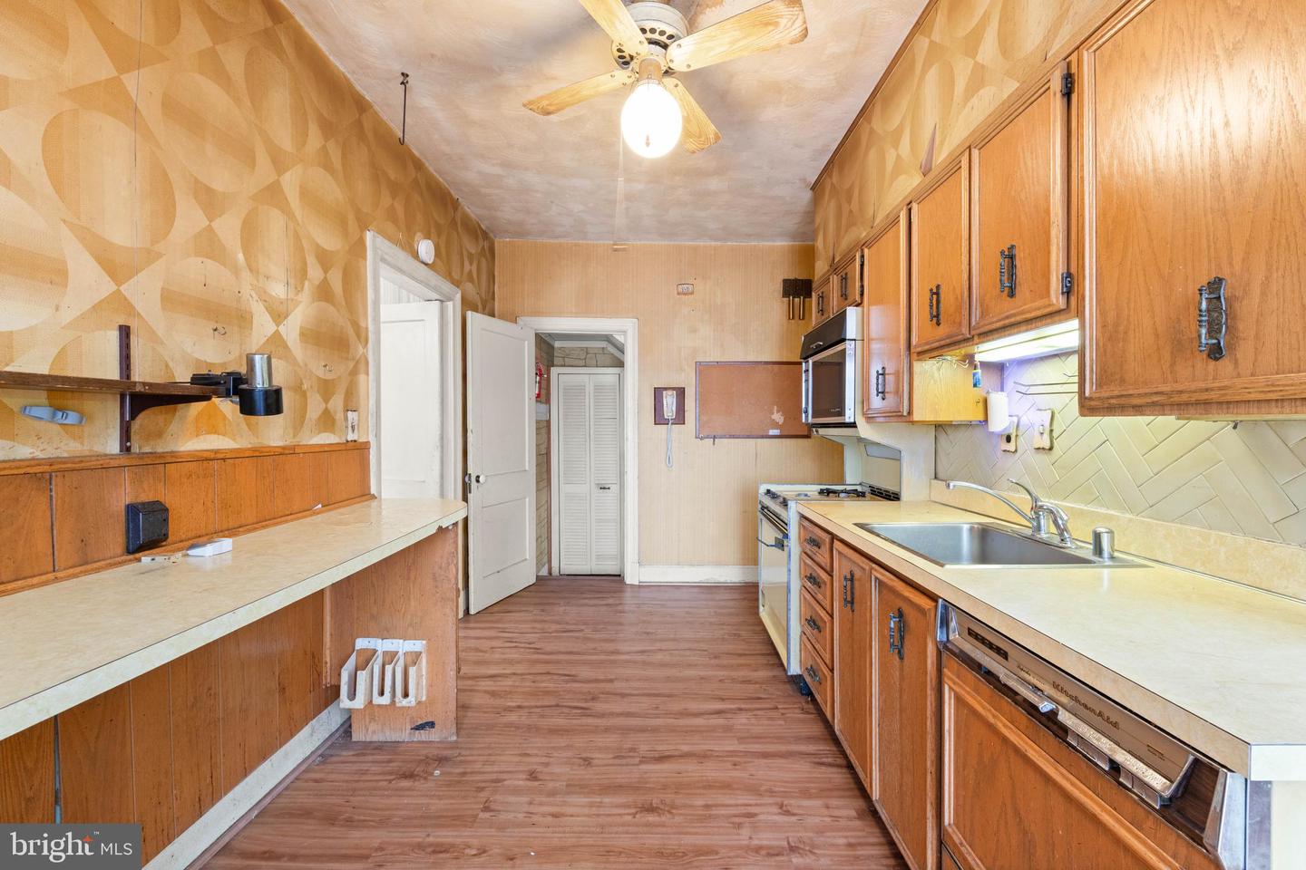 1702 WEBSTER ST NW, WASHINGTON, District Of Columbia 20011, 4 Bedrooms Bedrooms, ,2 BathroomsBathrooms,Residential,For sale,1702 WEBSTER ST NW,DCDC2234296 MLS # DCDC2234296