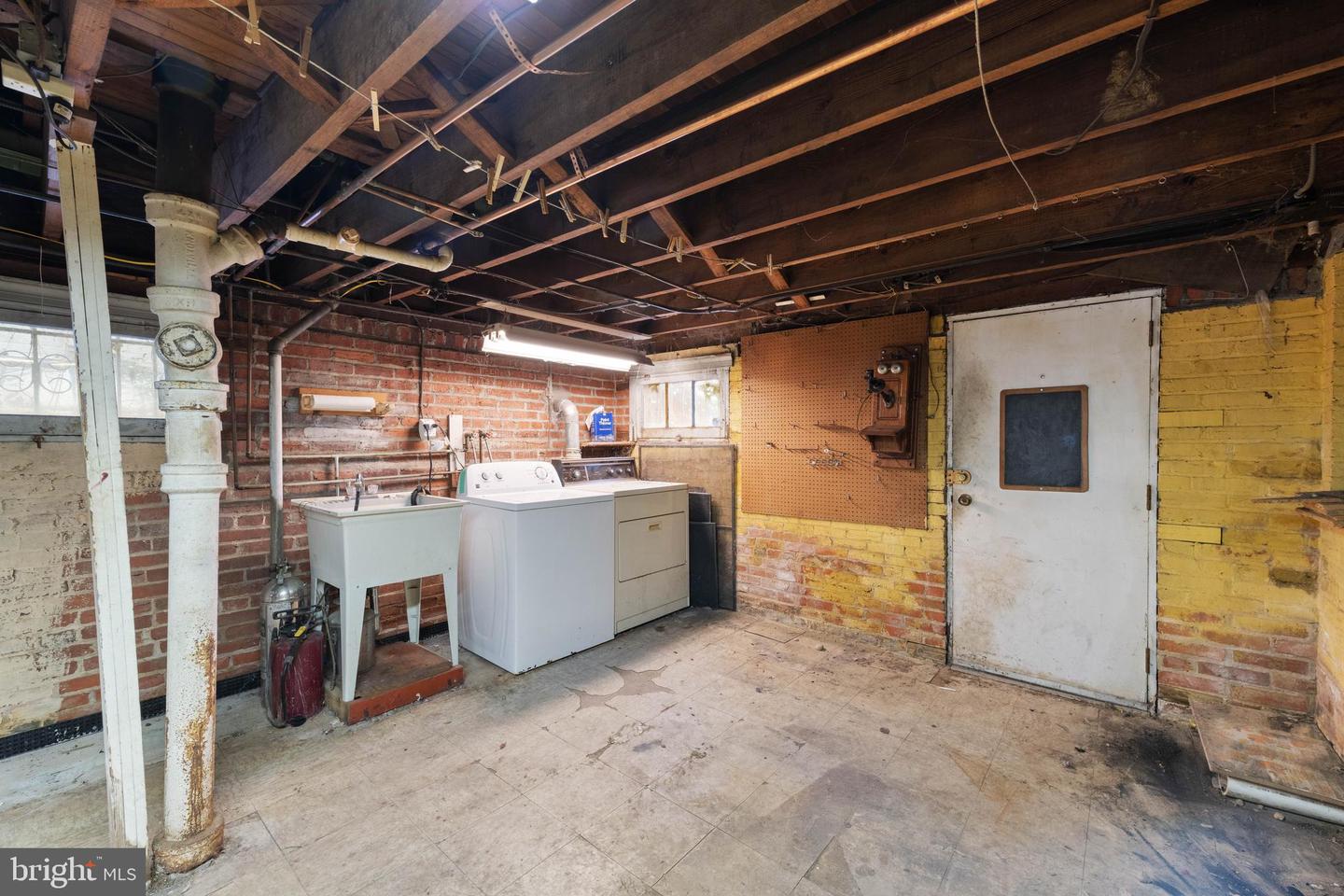 1702 WEBSTER ST NW, WASHINGTON, District Of Columbia 20011, 4 Bedrooms Bedrooms, ,2 BathroomsBathrooms,Residential,For sale,1702 WEBSTER ST NW,DCDC2234296 MLS # DCDC2234296