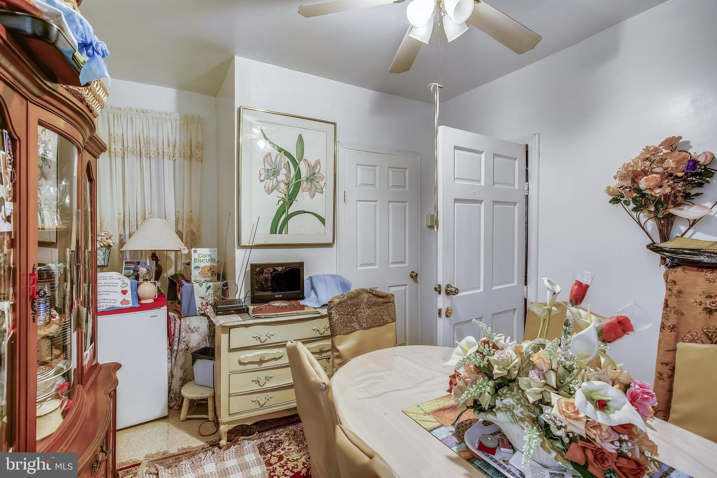 764 PARK RD NW, WASHINGTON, District Of Columbia 20010, 3 Bedrooms Bedrooms, ,2 BathroomsBathrooms,Residential,For sale,764 PARK RD NW,DCDC2234302 MLS # DCDC2234302