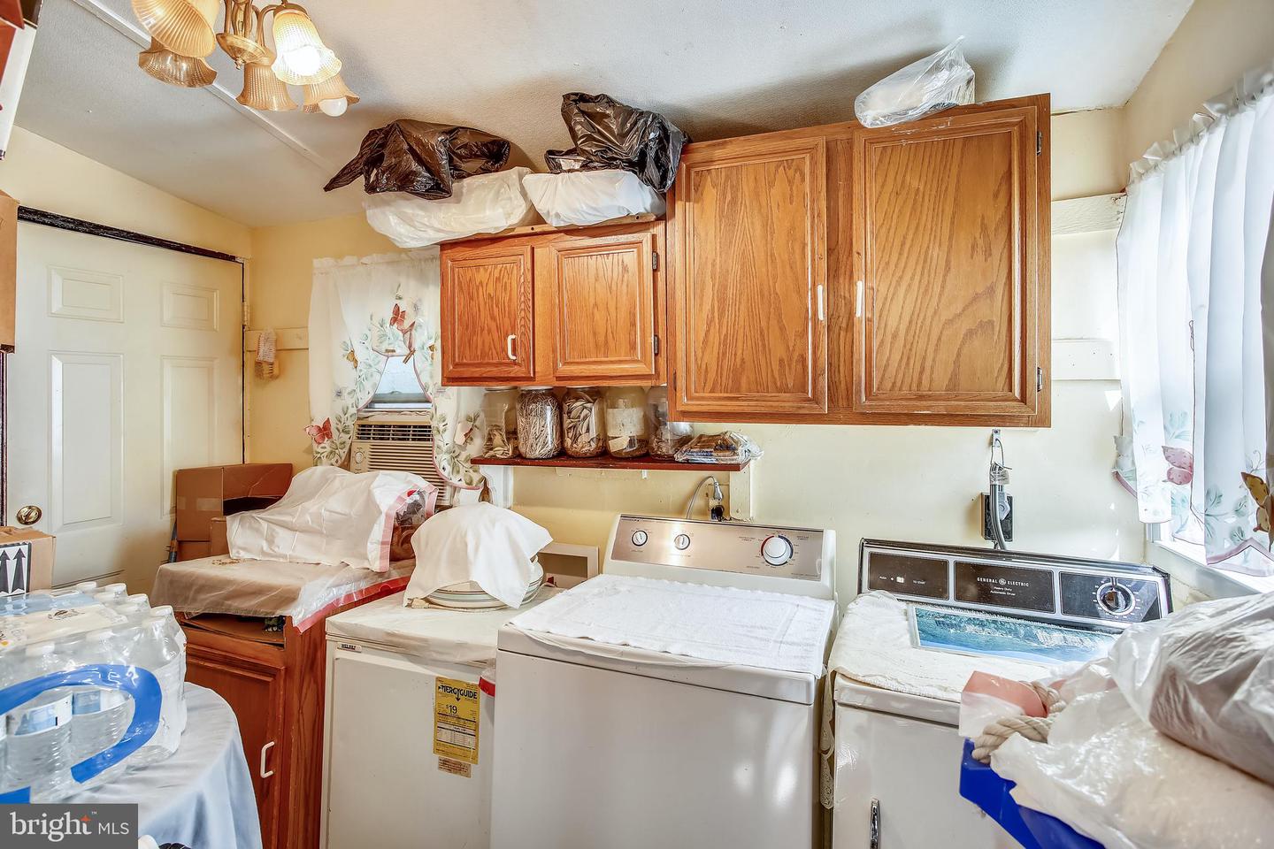 764 PARK RD NW, WASHINGTON, District Of Columbia 20010, 3 Bedrooms Bedrooms, ,2 BathroomsBathrooms,Residential,For sale,764 PARK RD NW,DCDC2234302 MLS # DCDC2234302