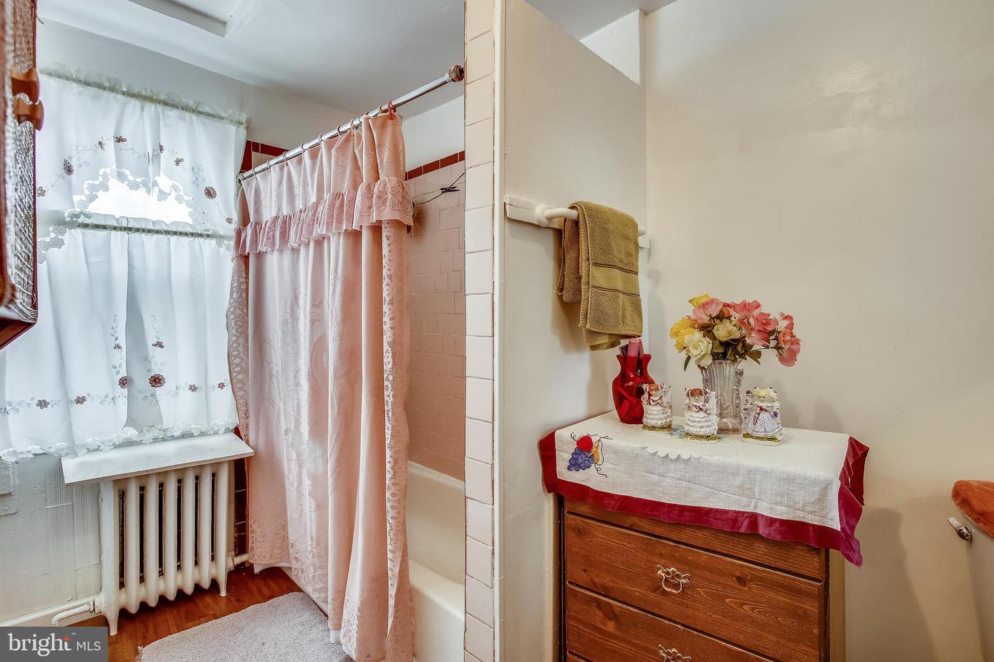 764 PARK RD NW, WASHINGTON, District Of Columbia 20010, 3 Bedrooms Bedrooms, ,2 BathroomsBathrooms,Residential,For sale,764 PARK RD NW,DCDC2234302 MLS # DCDC2234302
