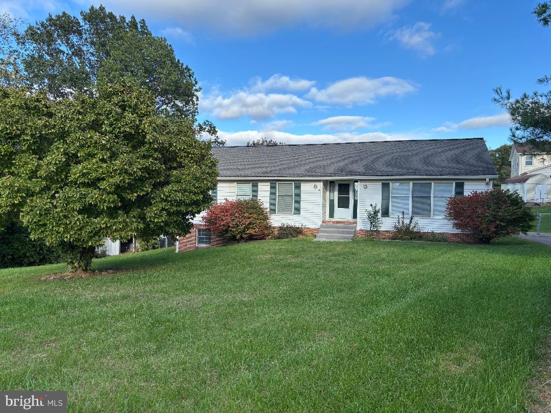 36 ASHLAWN CT, FRONT ROYAL, Virginia 22630, 4 Bedrooms Bedrooms, ,3 BathroomsBathrooms,Residential,For sale,36 ASHLAWN CT,VAWR2012938 MLS # VAWR2012938