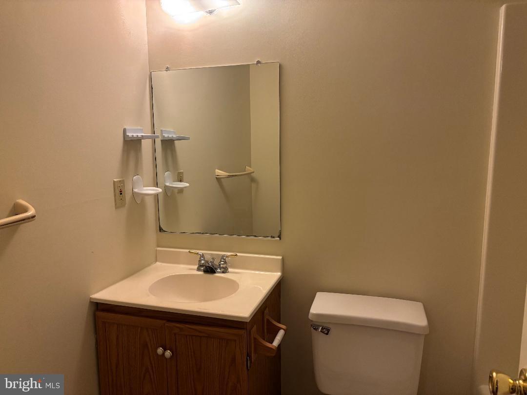 36 ASHLAWN CT, FRONT ROYAL, Virginia 22630, 4 Bedrooms Bedrooms, ,3 BathroomsBathrooms,Residential,For sale,36 ASHLAWN CT,VAWR2012938 MLS # VAWR2012938