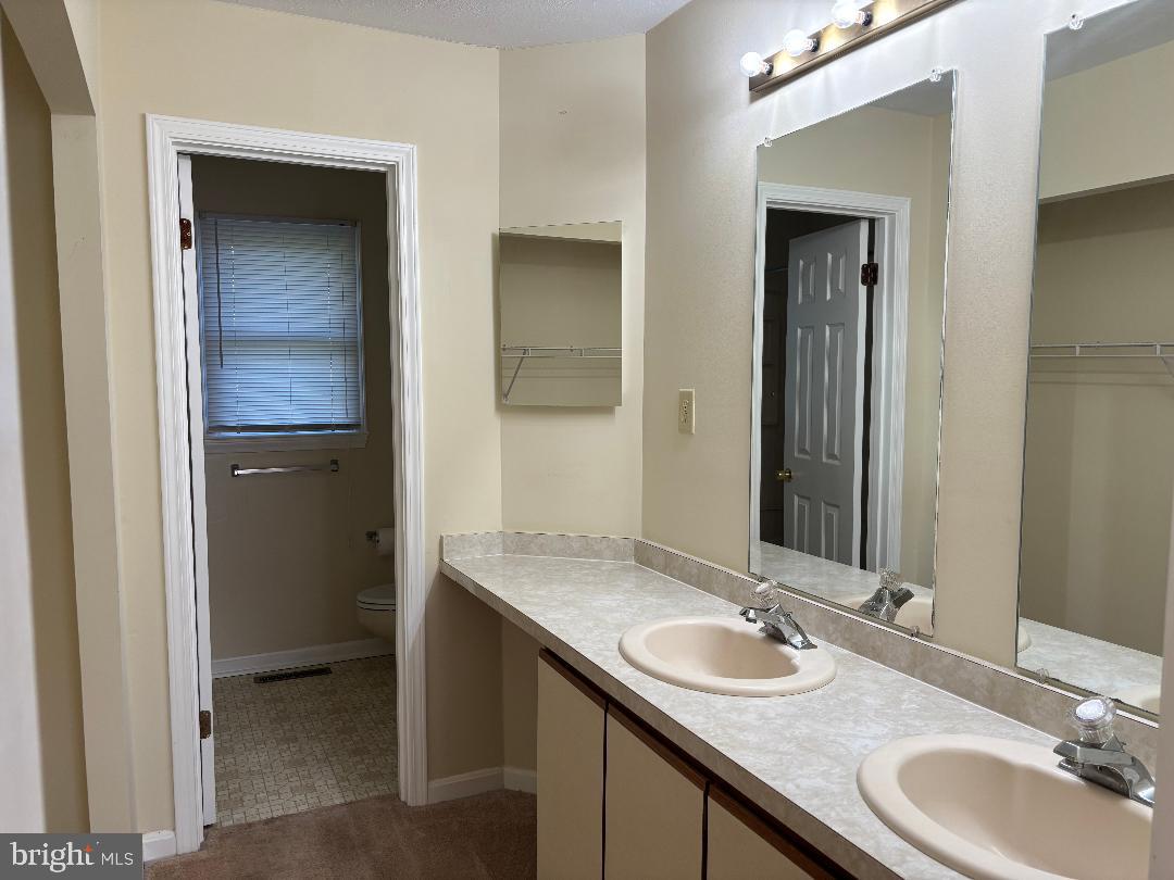 36 ASHLAWN CT, FRONT ROYAL, Virginia 22630, 4 Bedrooms Bedrooms, ,3 BathroomsBathrooms,Residential,For sale,36 ASHLAWN CT,VAWR2012938 MLS # VAWR2012938