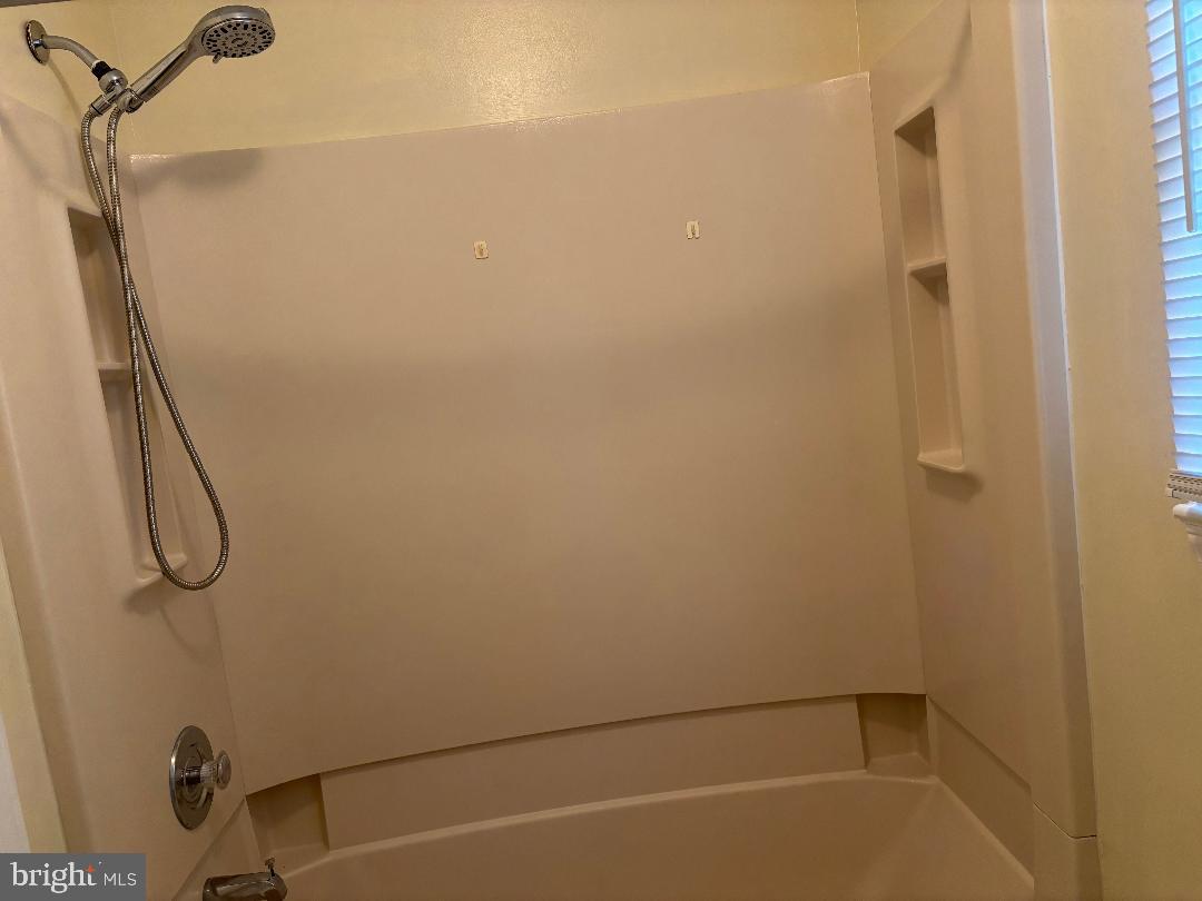 36 ASHLAWN CT, FRONT ROYAL, Virginia 22630, 4 Bedrooms Bedrooms, ,3 BathroomsBathrooms,Residential,For sale,36 ASHLAWN CT,VAWR2012938 MLS # VAWR2012938