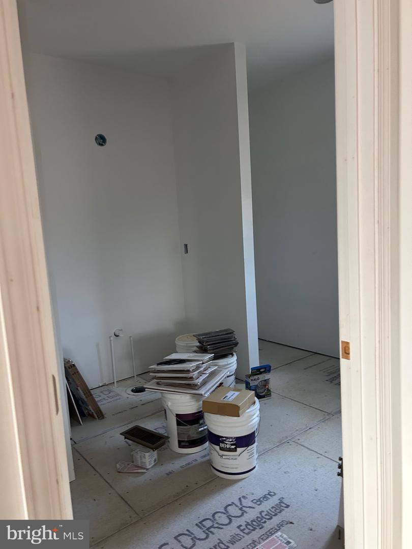 342 POES S, AMISSVILLE, Virginia 20106, 1 Bedroom Bedrooms, ,1 BathroomBathrooms,Residential,For sale,342 POES S,VARP2002428 MLS # VARP2002428