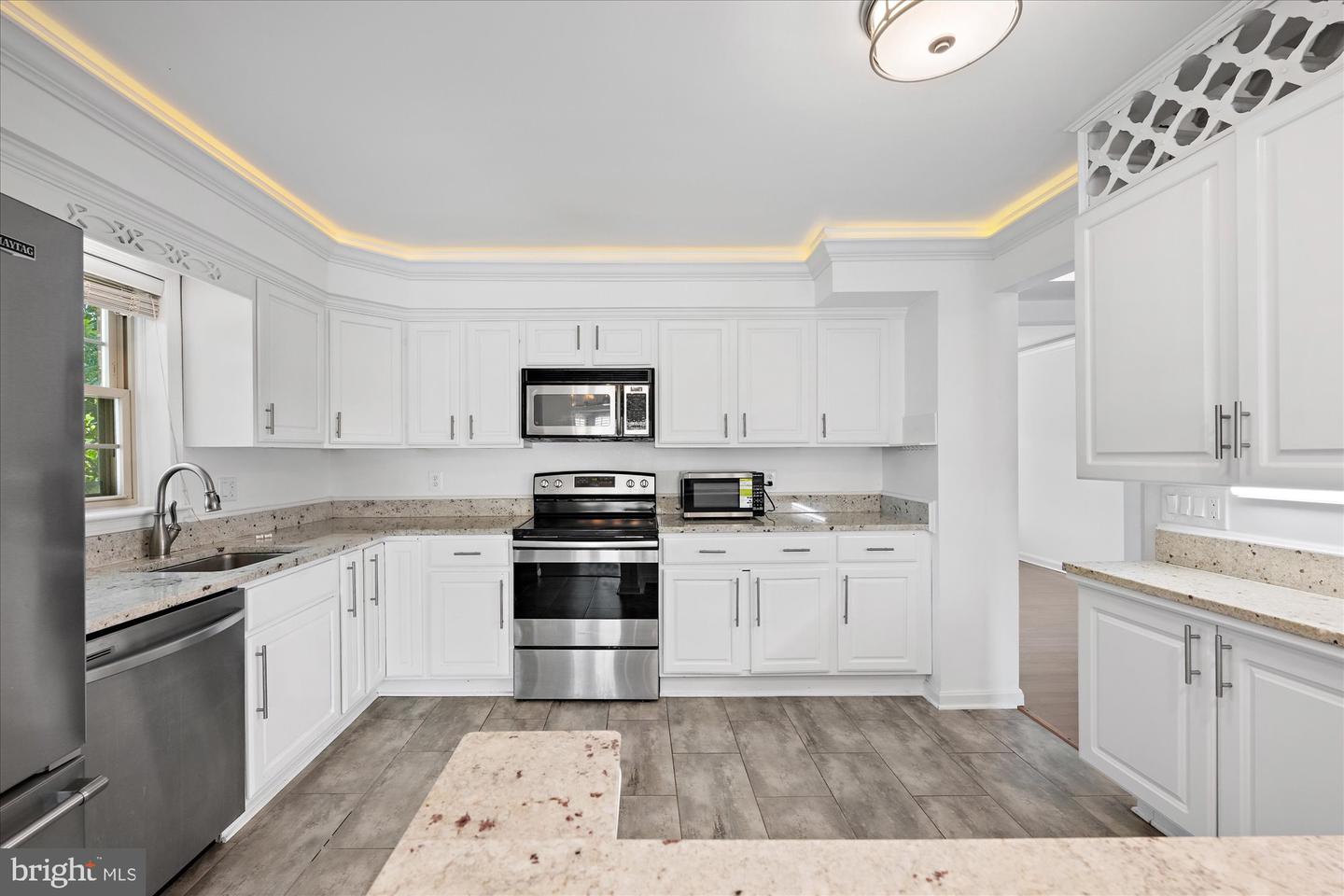 7349 ELDORADO CT, MCLEAN, Virginia 22102, 3 Bedrooms Bedrooms, ,3 BathroomsBathrooms,Residential,For sale,7349 ELDORADO CT,VAFX2282018 MLS # VAFX2282018 7349 ELDORADO CT, MCLEAN, Virginia 22102, 3 Bedrooms Bedrooms, ,3 BathroomsBathrooms,Residential,For sale,7349 ELDORADO CT,VAFX2282018 MLS # VAFX2282018