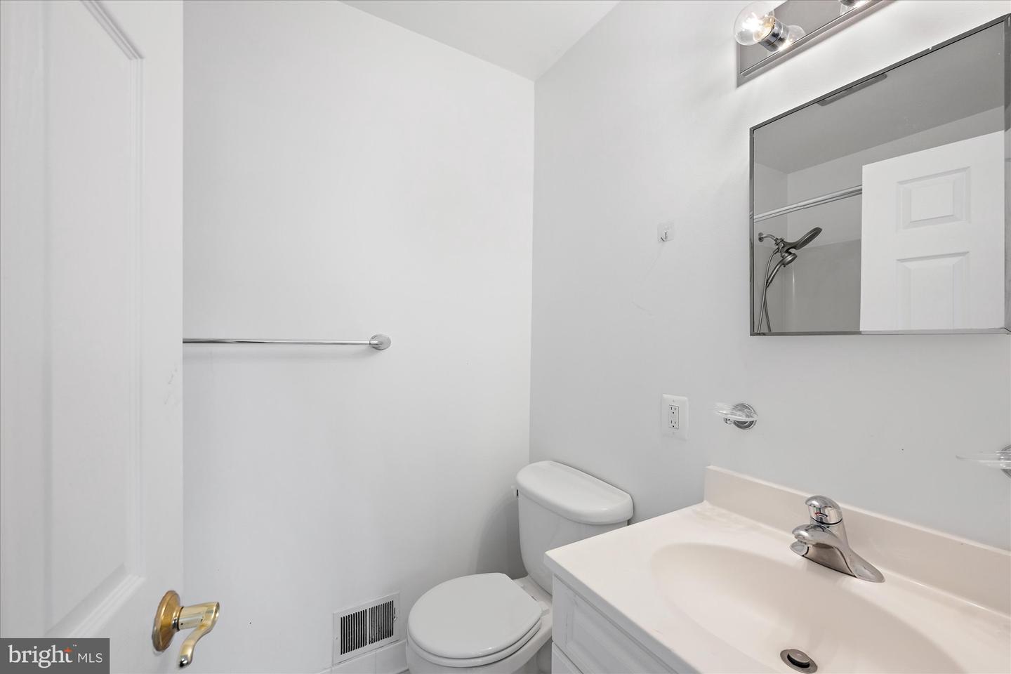 7349 ELDORADO CT, MCLEAN, Virginia 22102, 3 Bedrooms Bedrooms, ,3 BathroomsBathrooms,Residential,For sale,7349 ELDORADO CT,VAFX2282018 MLS # VAFX2282018 7349 ELDORADO CT, MCLEAN, Virginia 22102, 3 Bedrooms Bedrooms, ,3 BathroomsBathrooms,Residential,For sale,7349 ELDORADO CT,VAFX2282018 MLS # VAFX2282018