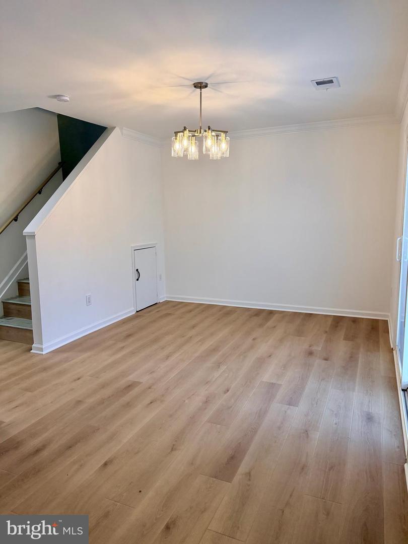 9618 INVERARY CT, LORTON, Virginia 22079, 3 Bedrooms Bedrooms, ,2 BathroomsBathrooms,Residential,For sale,9618 INVERARY CT,VAFX2282024 MLS # VAFX2282024 9618 INVERARY CT, LORTON, Virginia 22079, 3 Bedrooms Bedrooms, ,2 BathroomsBathrooms,Residential,For sale,9618 INVERARY CT,VAFX2282024 MLS # VAFX2282024