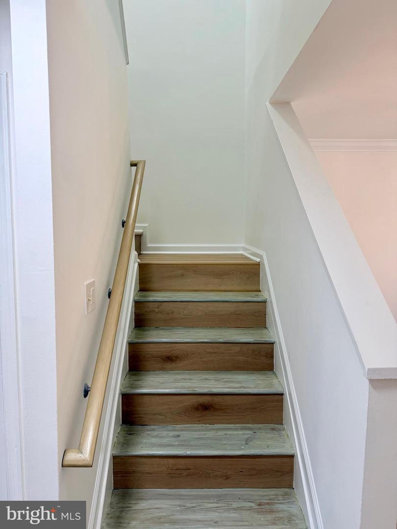 9618 INVERARY CT, LORTON, Virginia 22079, 3 Bedrooms Bedrooms, ,2 BathroomsBathrooms,Residential,For sale,9618 INVERARY CT,VAFX2282024 MLS # VAFX2282024 9618 INVERARY CT, LORTON, Virginia 22079, 3 Bedrooms Bedrooms, ,2 BathroomsBathrooms,Residential,For sale,9618 INVERARY CT,VAFX2282024 MLS # VAFX2282024