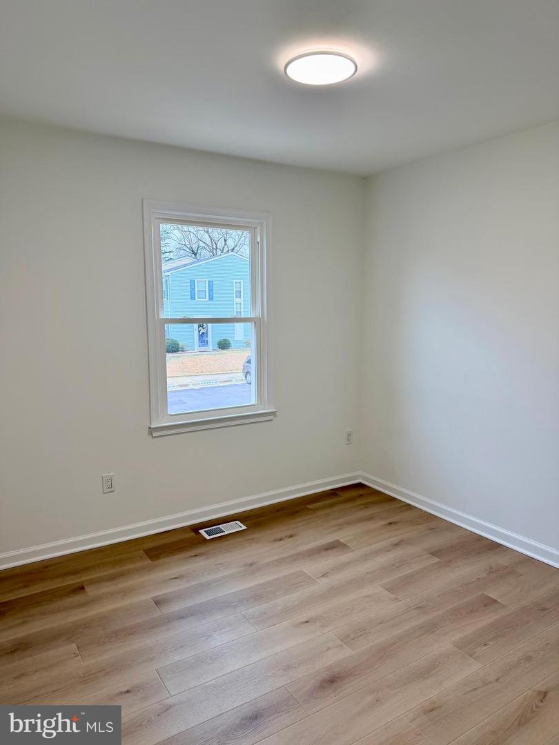 9618 INVERARY CT, LORTON, Virginia 22079, 3 Bedrooms Bedrooms, ,2 BathroomsBathrooms,Residential,For sale,9618 INVERARY CT,VAFX2282024 MLS # VAFX2282024 9618 INVERARY CT, LORTON, Virginia 22079, 3 Bedrooms Bedrooms, ,2 BathroomsBathrooms,Residential,For sale,9618 INVERARY CT,VAFX2282024 MLS # VAFX2282024