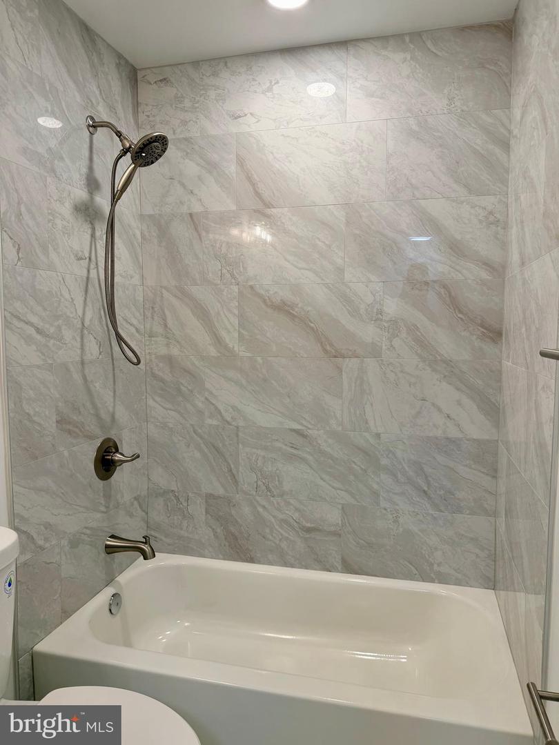 9618 INVERARY CT, LORTON, Virginia 22079, 3 Bedrooms Bedrooms, ,2 BathroomsBathrooms,Residential,For sale,9618 INVERARY CT,VAFX2282024 MLS # VAFX2282024 9618 INVERARY CT, LORTON, Virginia 22079, 3 Bedrooms Bedrooms, ,2 BathroomsBathrooms,Residential,For sale,9618 INVERARY CT,VAFX2282024 MLS # VAFX2282024