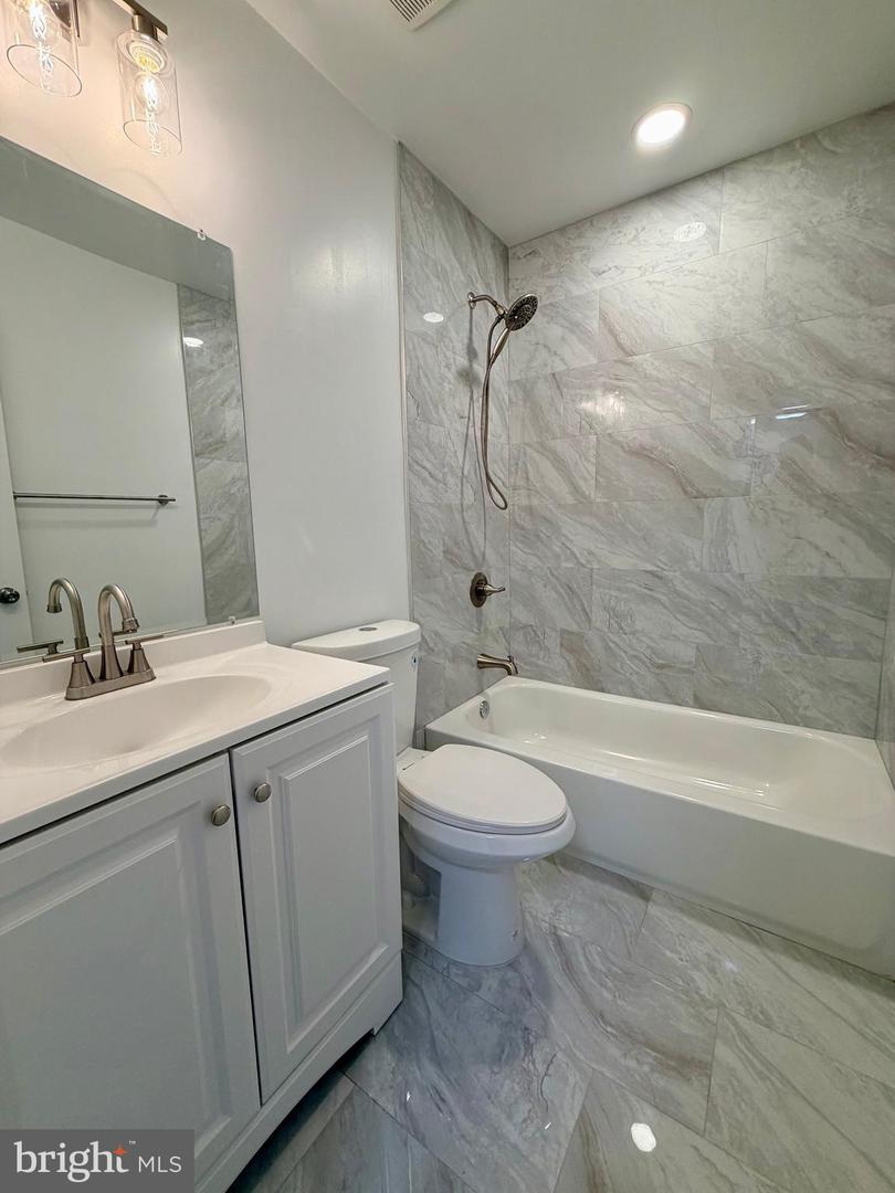 9618 INVERARY CT, LORTON, Virginia 22079, 3 Bedrooms Bedrooms, ,2 BathroomsBathrooms,Residential,For sale,9618 INVERARY CT,VAFX2282024 MLS # VAFX2282024 9618 INVERARY CT, LORTON, Virginia 22079, 3 Bedrooms Bedrooms, ,2 BathroomsBathrooms,Residential,For sale,9618 INVERARY CT,VAFX2282024 MLS # VAFX2282024