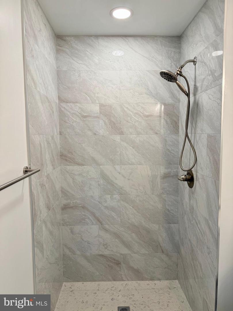 9618 INVERARY CT, LORTON, Virginia 22079, 3 Bedrooms Bedrooms, ,2 BathroomsBathrooms,Residential,For sale,9618 INVERARY CT,VAFX2282024 MLS # VAFX2282024 9618 INVERARY CT, LORTON, Virginia 22079, 3 Bedrooms Bedrooms, ,2 BathroomsBathrooms,Residential,For sale,9618 INVERARY CT,VAFX2282024 MLS # VAFX2282024