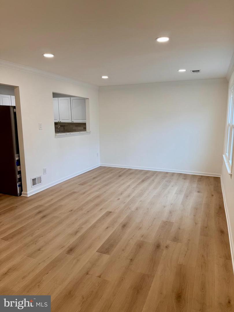 9618 INVERARY CT, LORTON, Virginia 22079, 3 Bedrooms Bedrooms, ,2 BathroomsBathrooms,Residential,For sale,9618 INVERARY CT,VAFX2282024 MLS # VAFX2282024 9618 INVERARY CT, LORTON, Virginia 22079, 3 Bedrooms Bedrooms, ,2 BathroomsBathrooms,Residential,For sale,9618 INVERARY CT,VAFX2282024 MLS # VAFX2282024