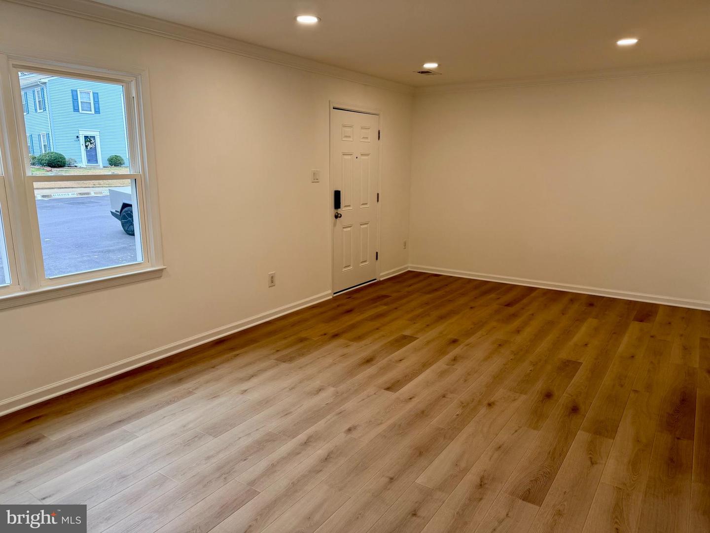 9618 INVERARY CT, LORTON, Virginia 22079, 3 Bedrooms Bedrooms, ,2 BathroomsBathrooms,Residential,For sale,9618 INVERARY CT,VAFX2282024 MLS # VAFX2282024 9618 INVERARY CT, LORTON, Virginia 22079, 3 Bedrooms Bedrooms, ,2 BathroomsBathrooms,Residential,For sale,9618 INVERARY CT,VAFX2282024 MLS # VAFX2282024